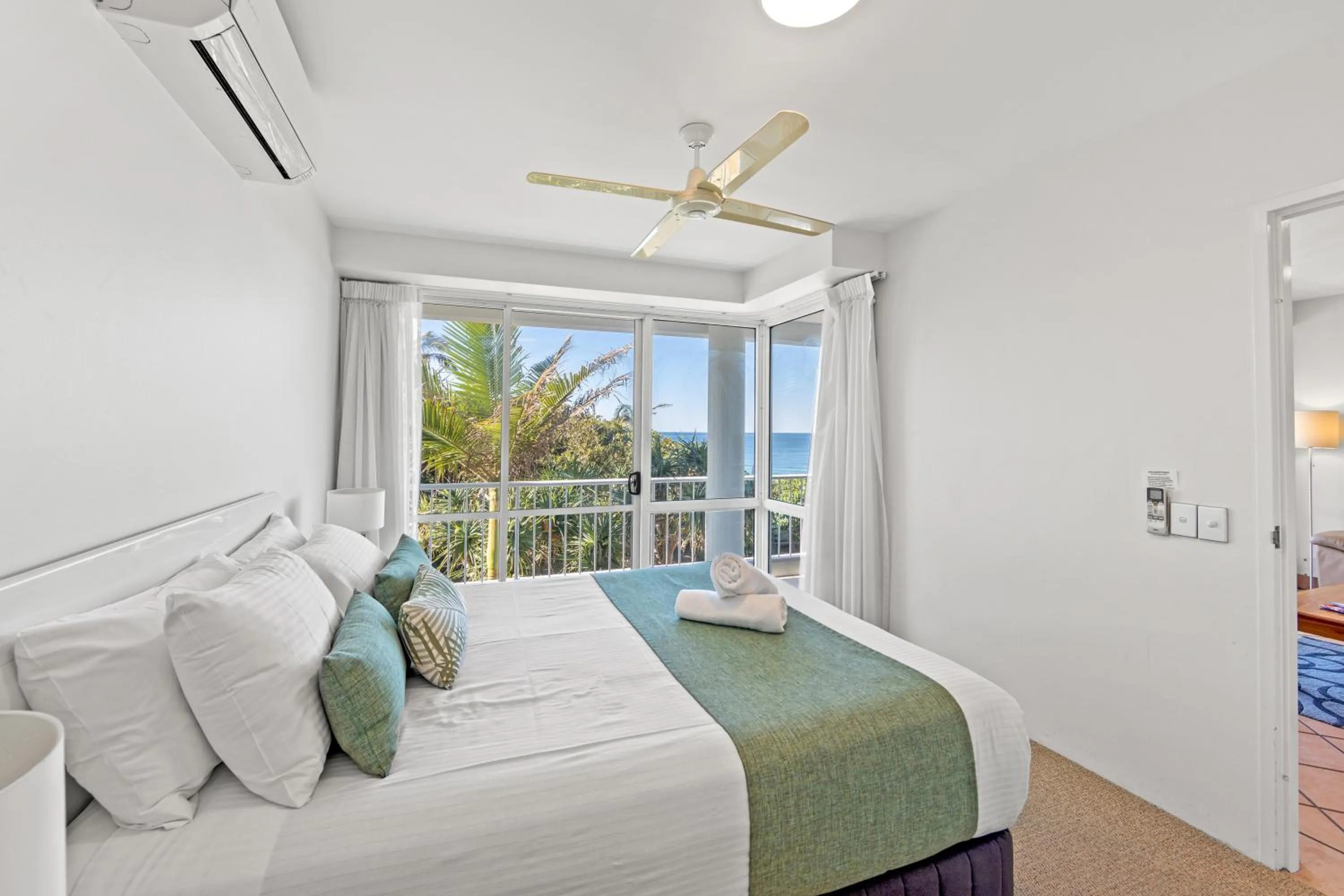 Bed in La Mer Sunshine Beachfront