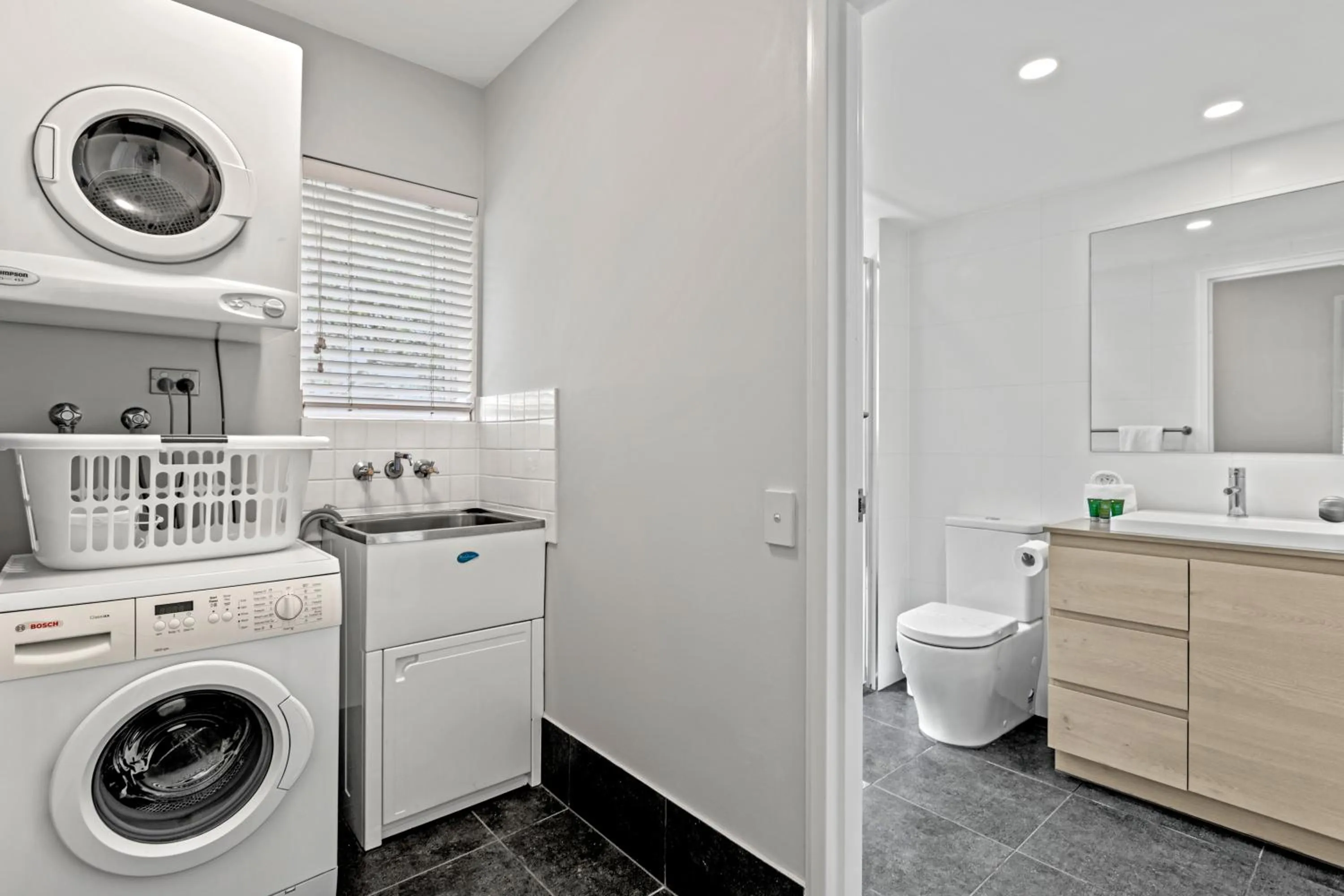 La Mer Sunshine Beachfront