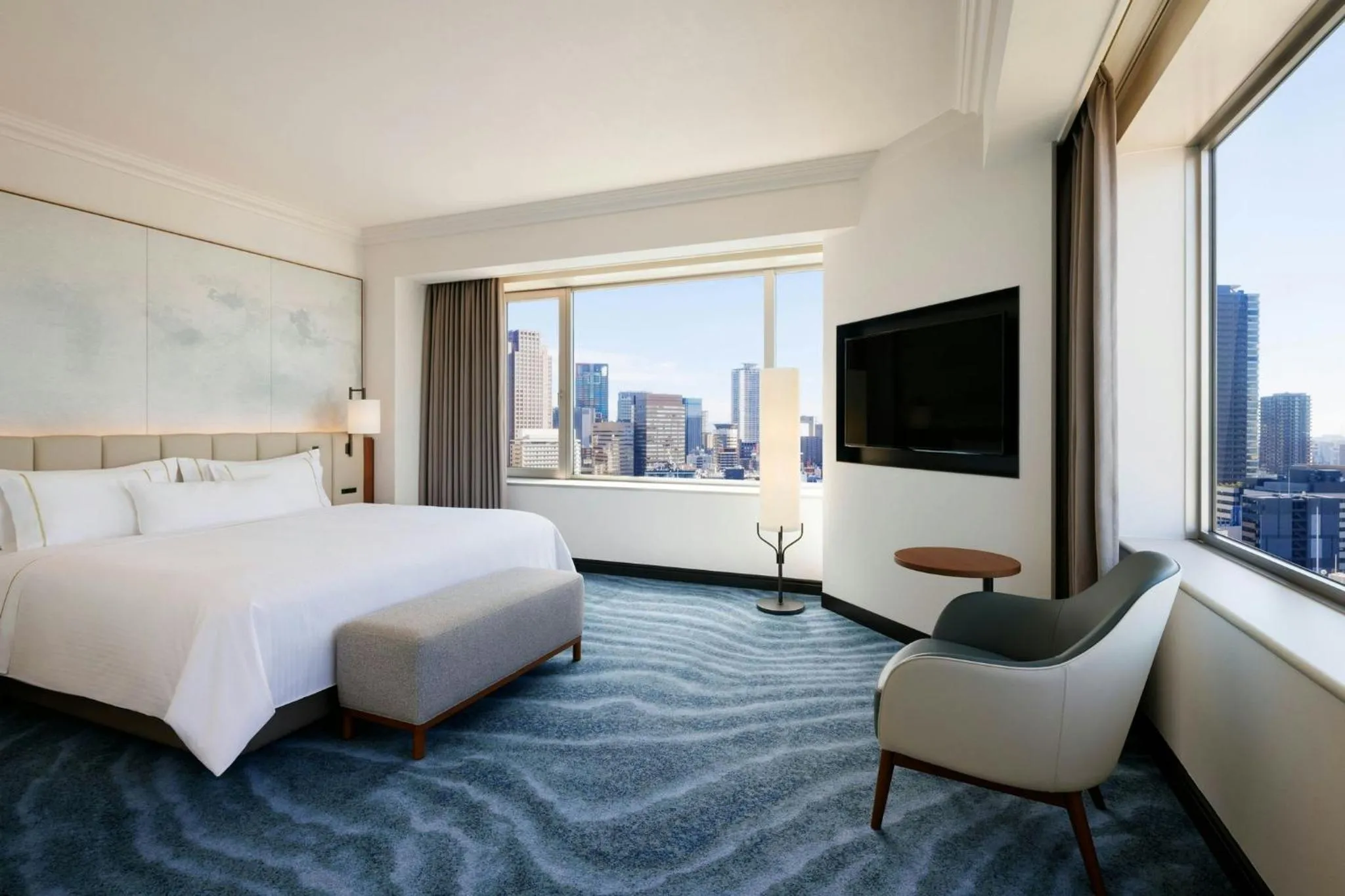 Photo of the whole room, Bed in The Westin Osaka