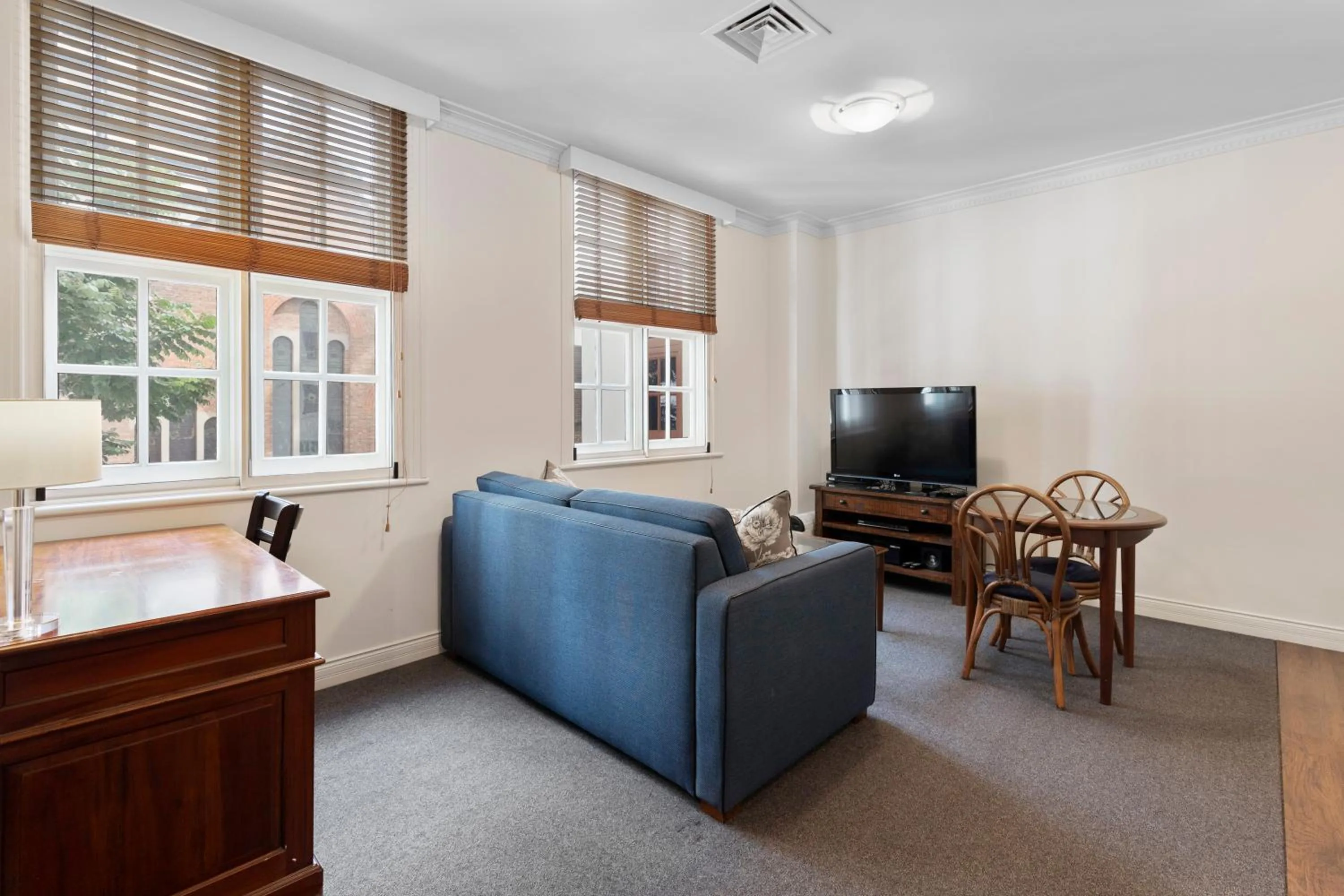 TV and multimedia in Rothbury Hotel