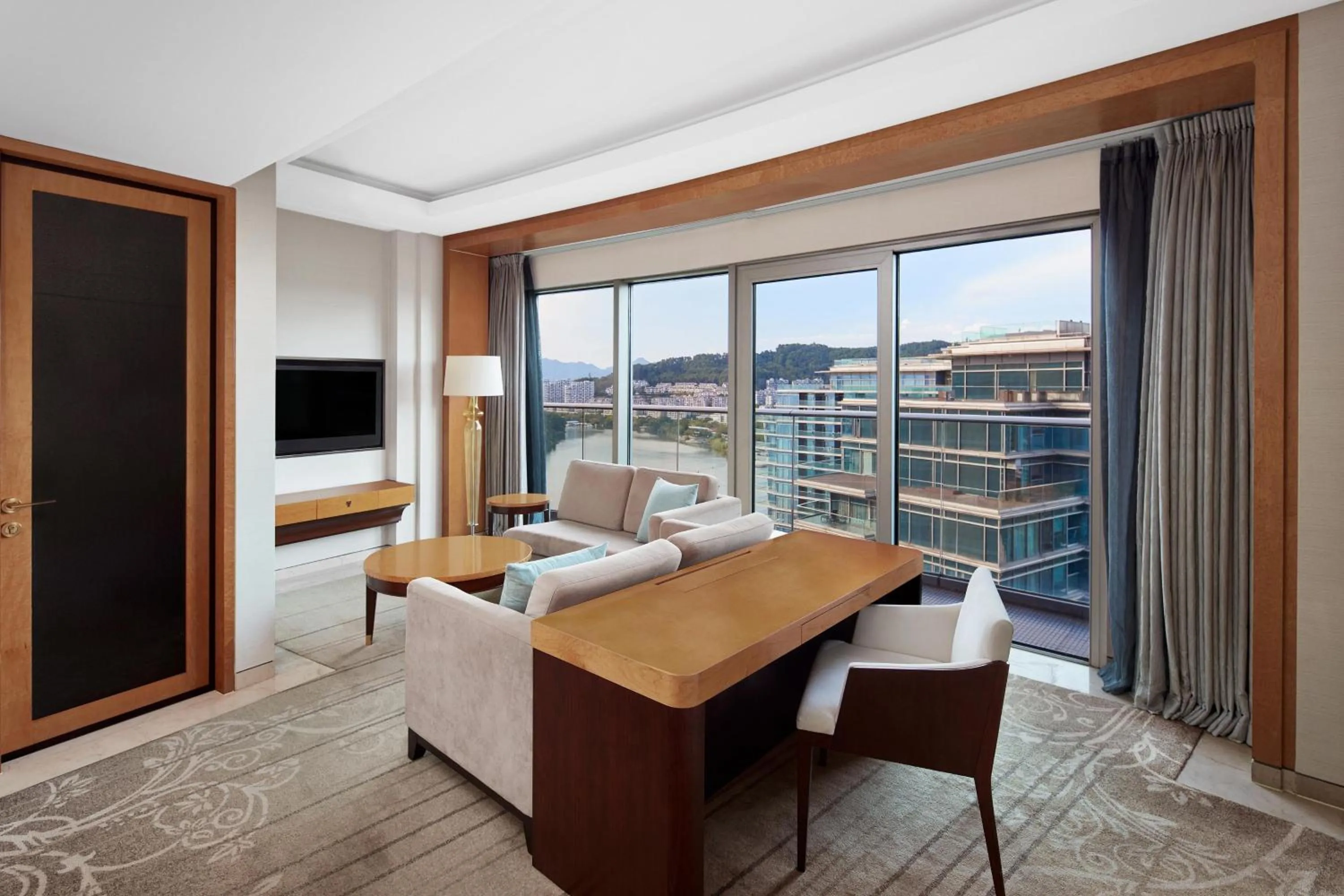 Bedroom, Bed in Sheraton Qiandao Lake Resort