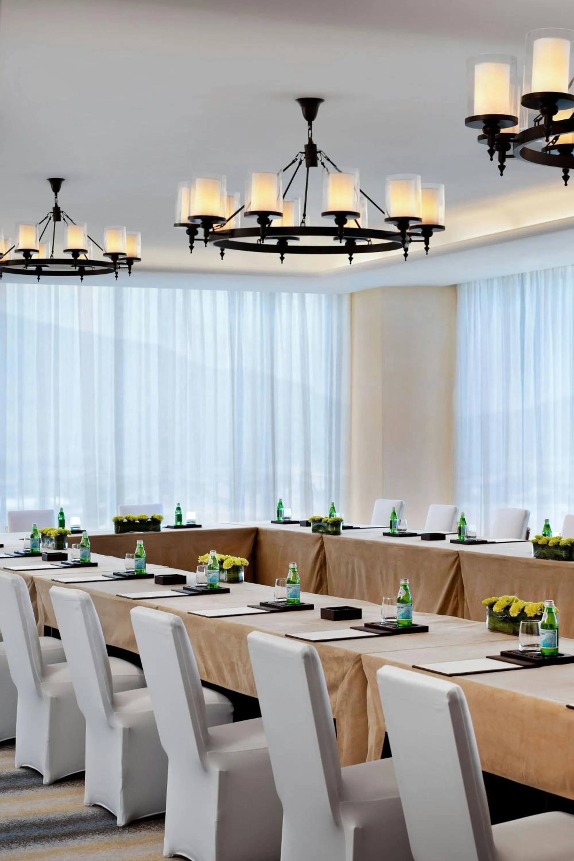 Meeting/conference room in The St. Regis Sanya Yalong Bay Resort