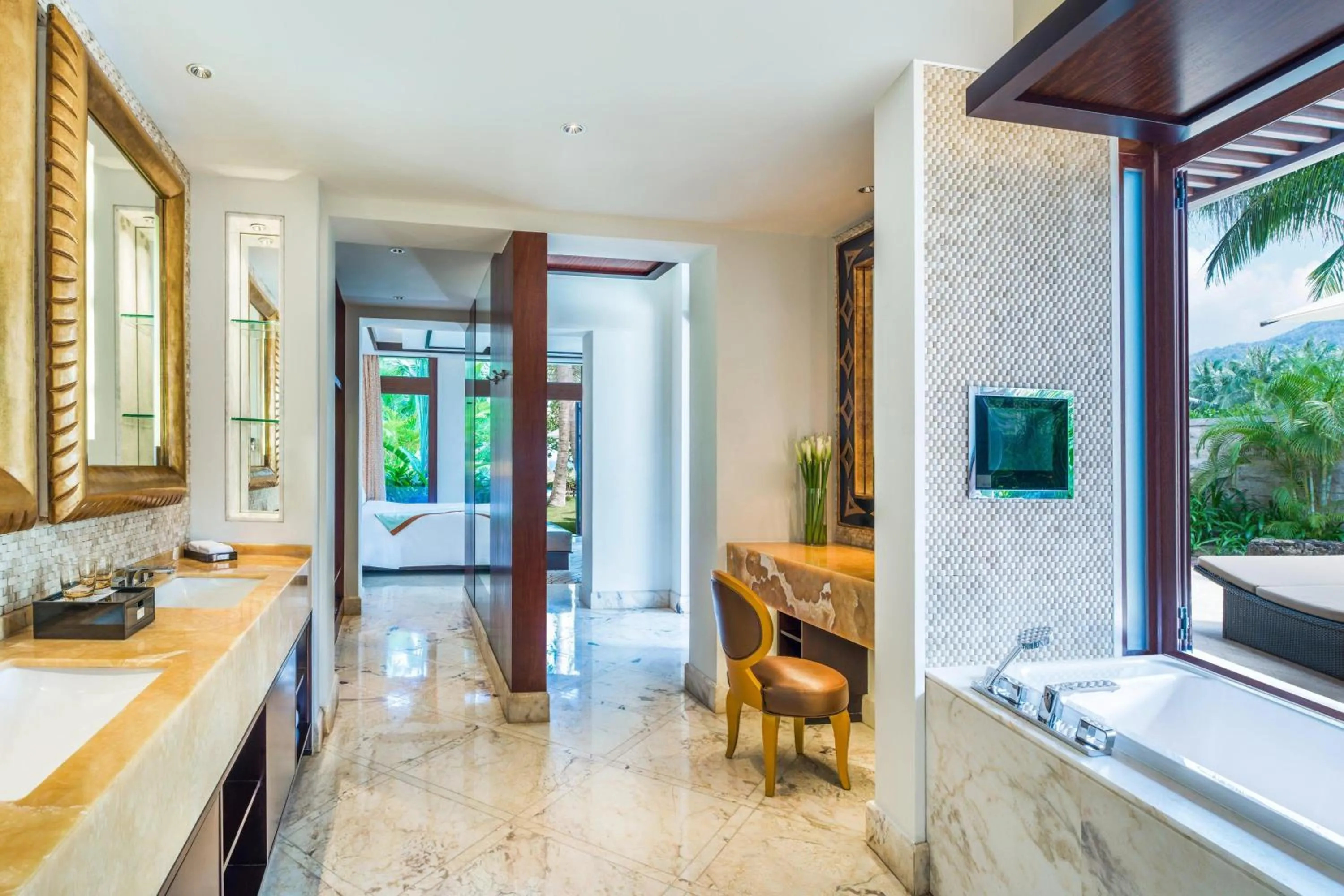 Bathroom in The St. Regis Sanya Yalong Bay Resort