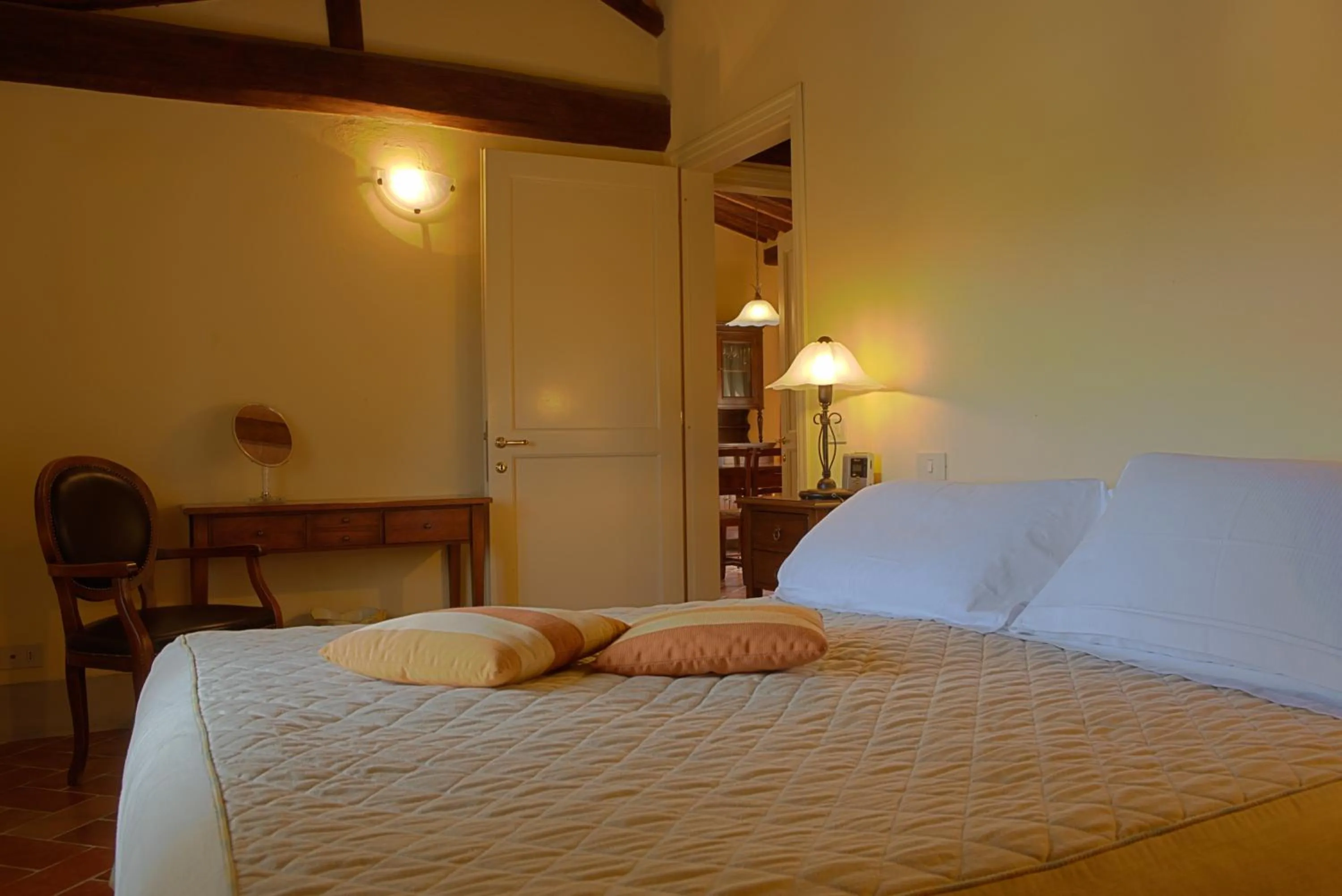 Bedroom, Bed in Borgo Colleoli Resort