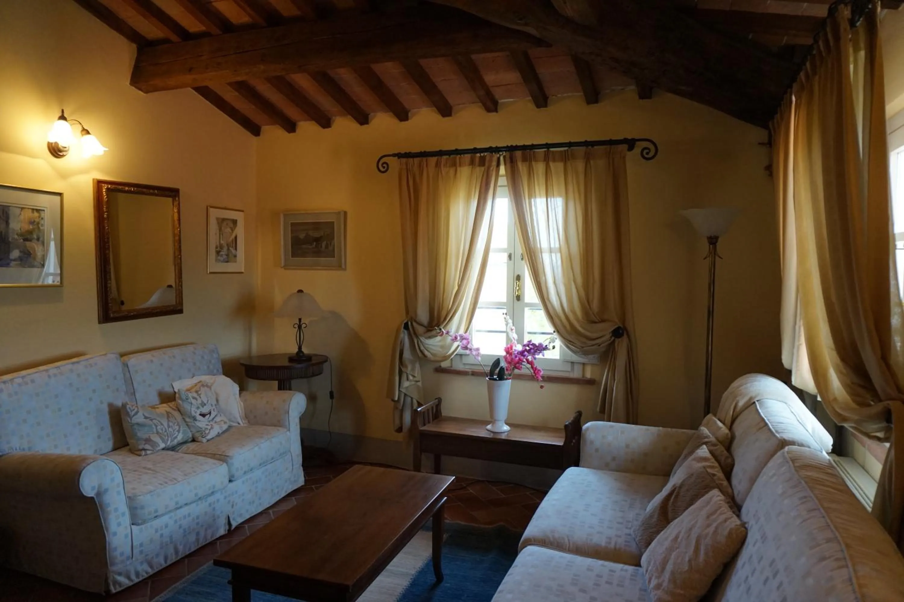 Living room in Borgo Colleoli Resort