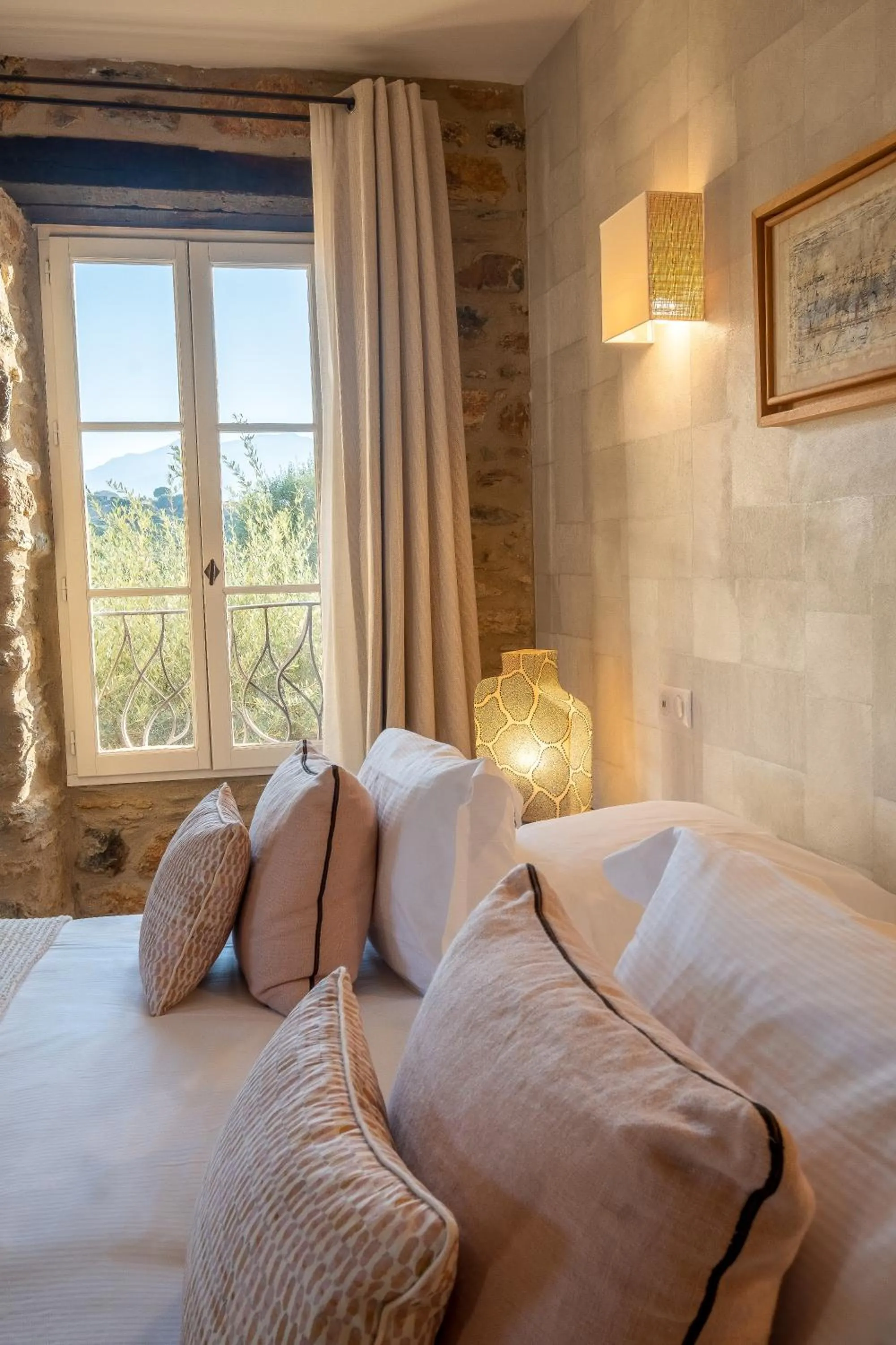 Bed in Hôtel La Dimora & Spa