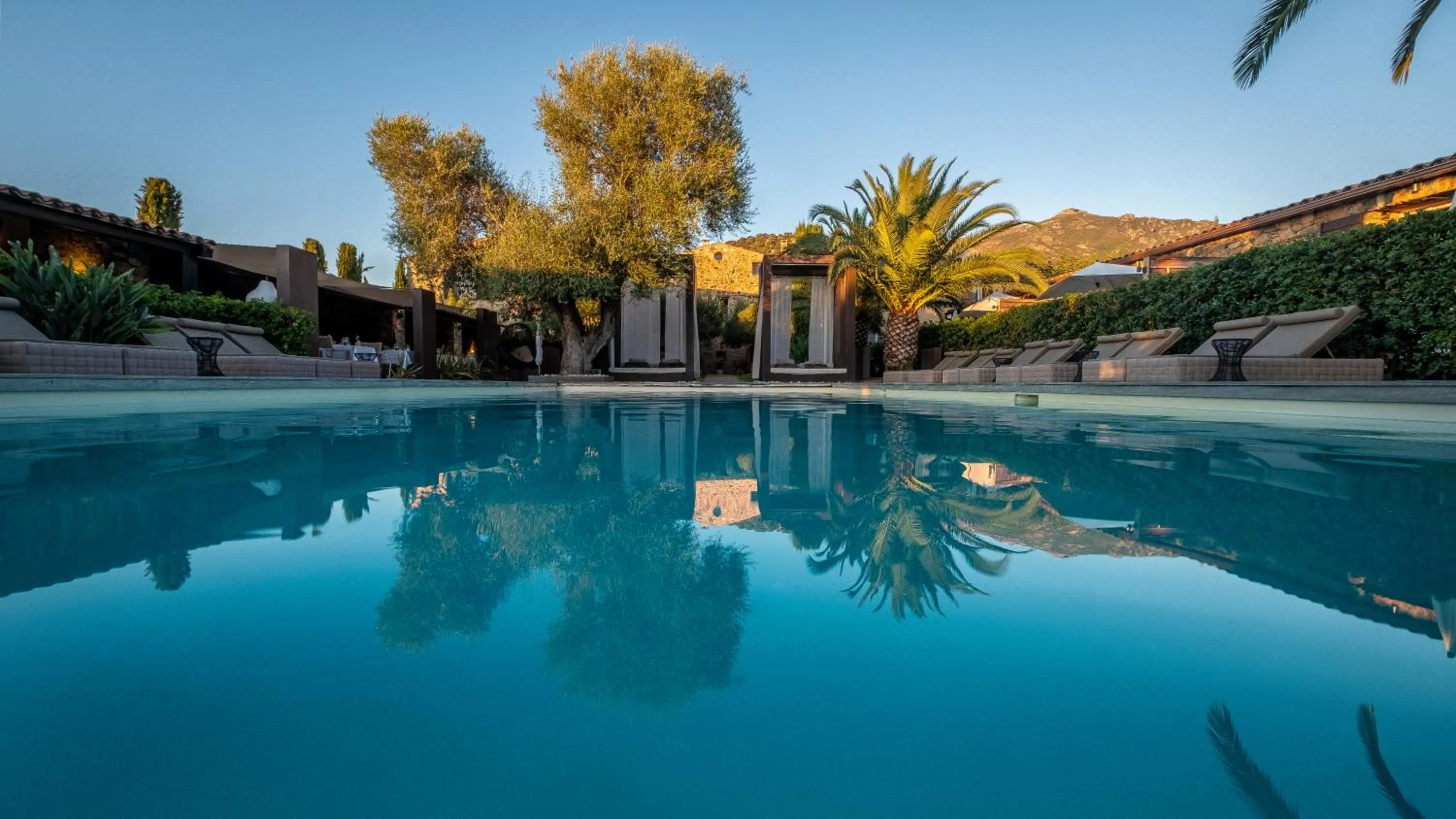 Swimming pool in Hôtel La Dimora & Spa