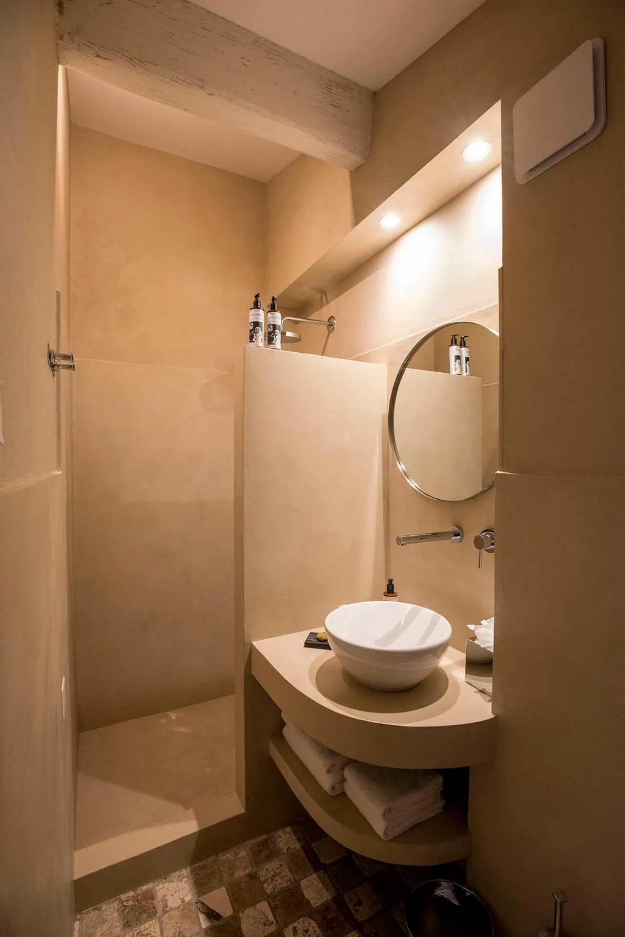 Property building in Hôtel La Dimora & Spa