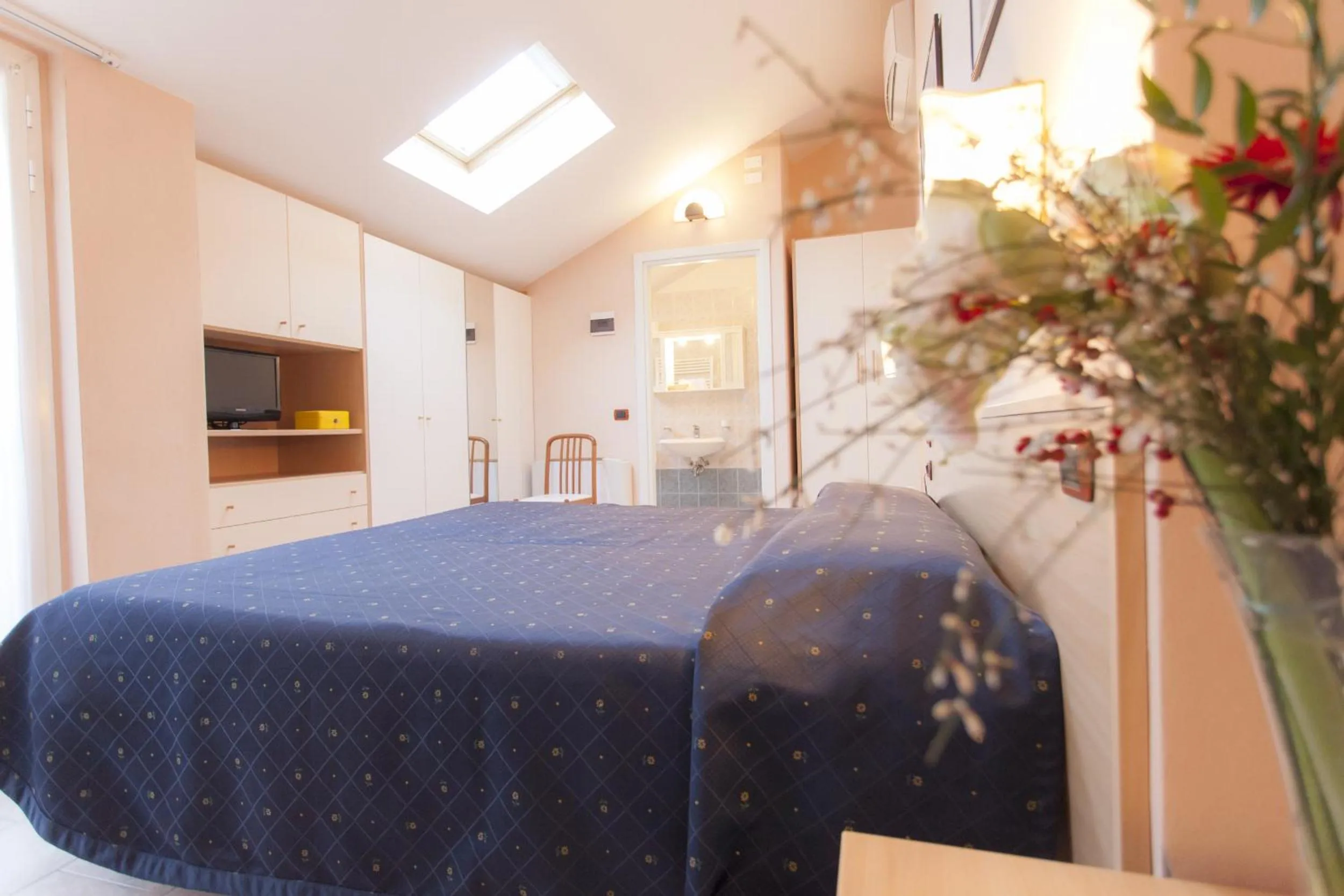 Decorative detail, Bed in Hotel Principe