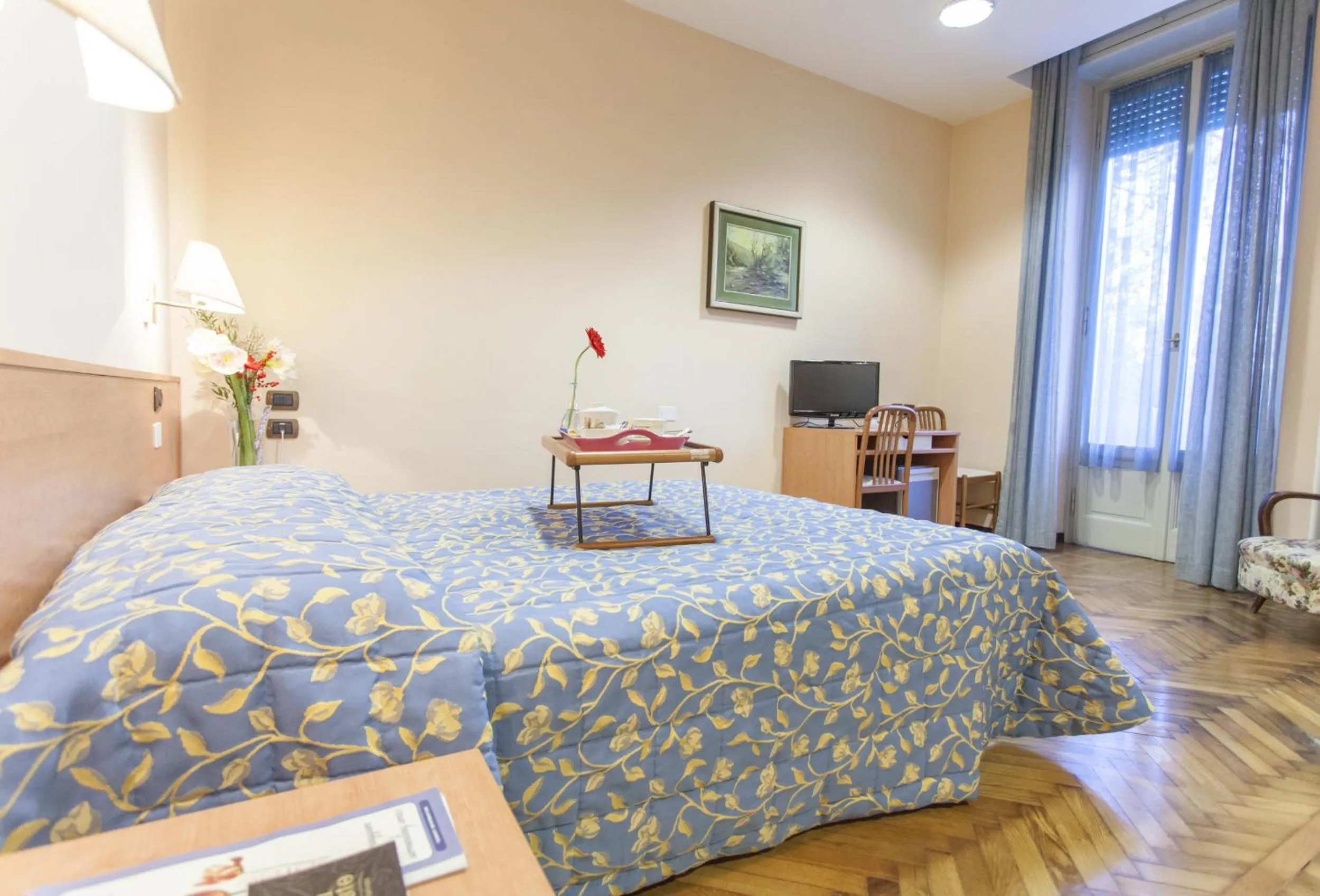 Photo of the whole room, Bed in Hotel Principe