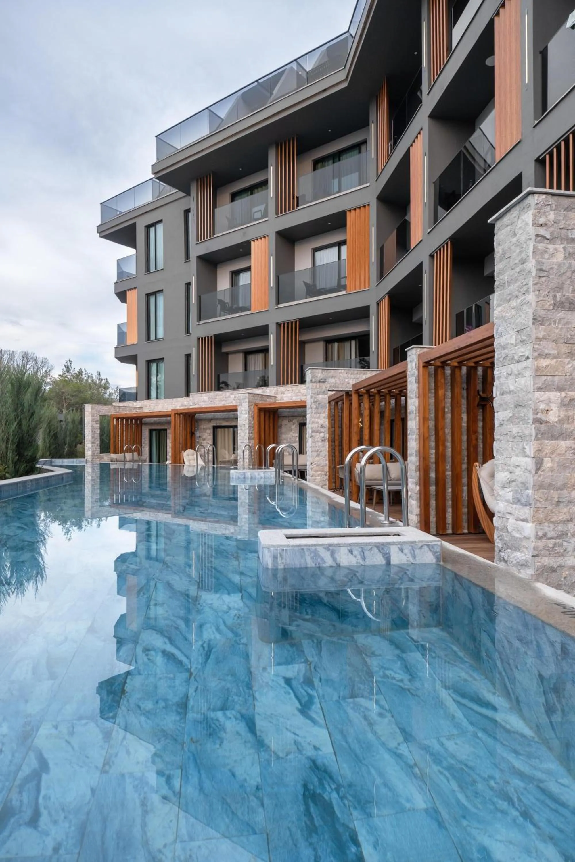 Swimming pool in Lago Hotel