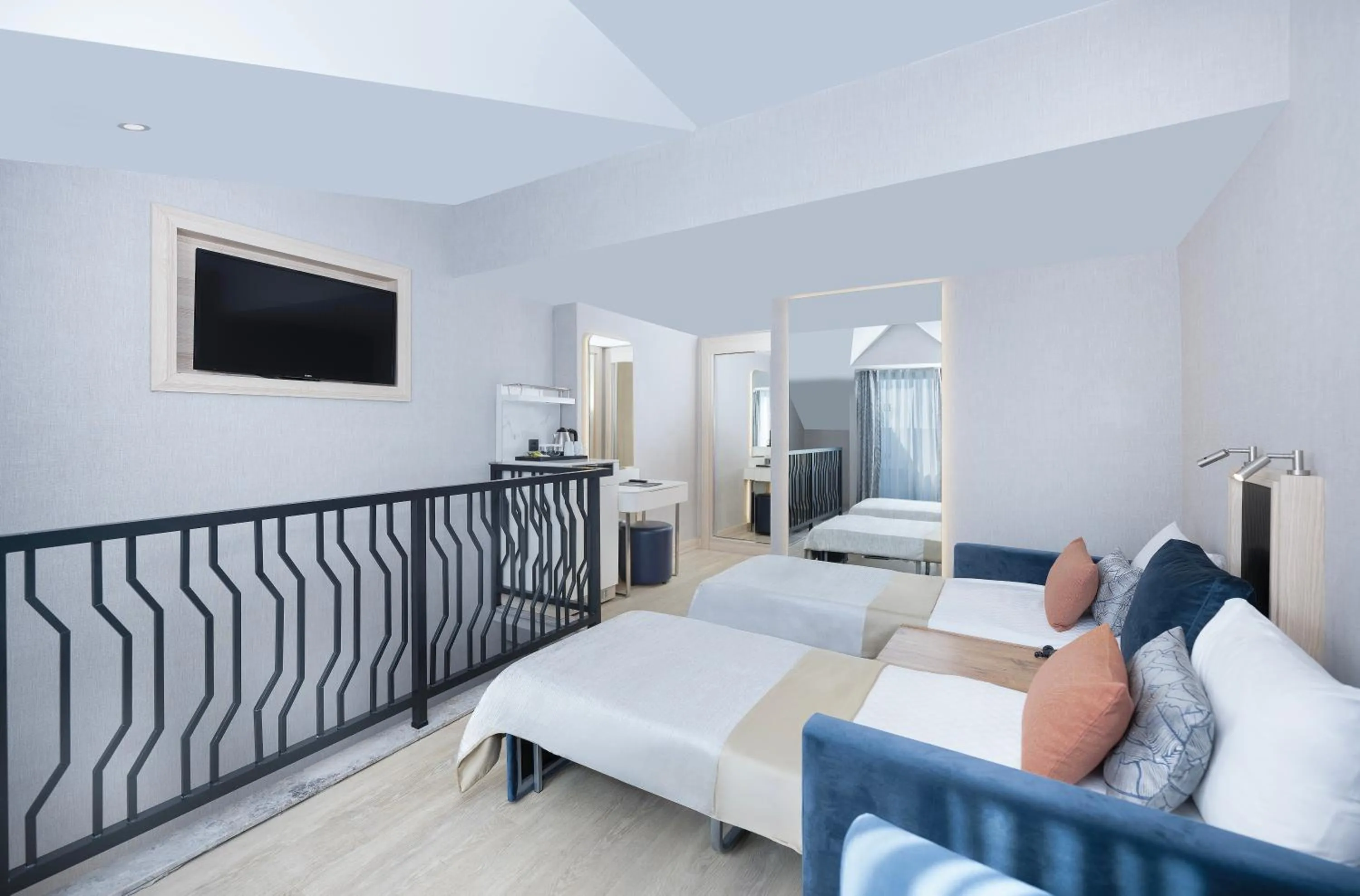 Bedroom, Bed in Lago Hotel