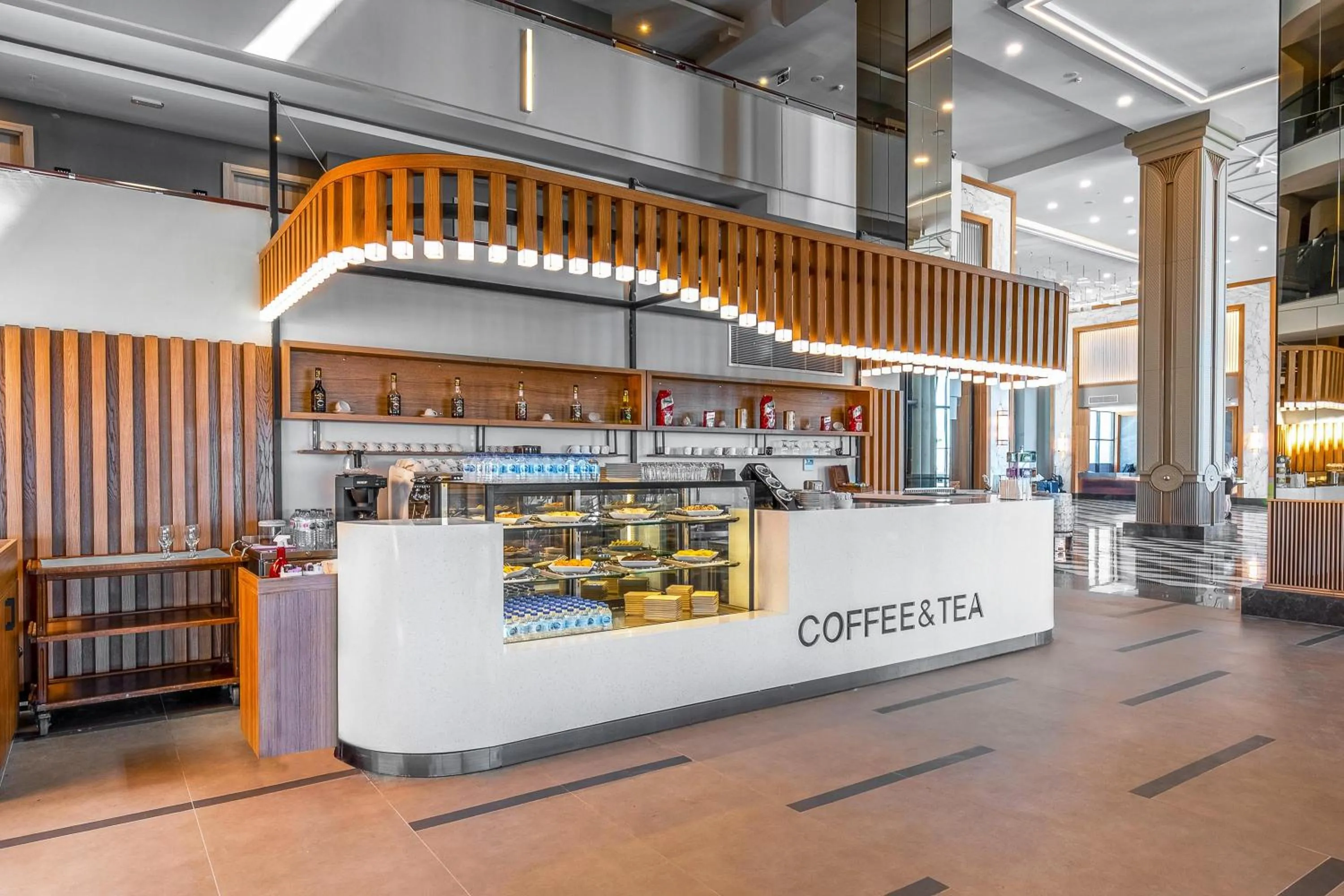 Coffee/tea facilities in Lago Hotel