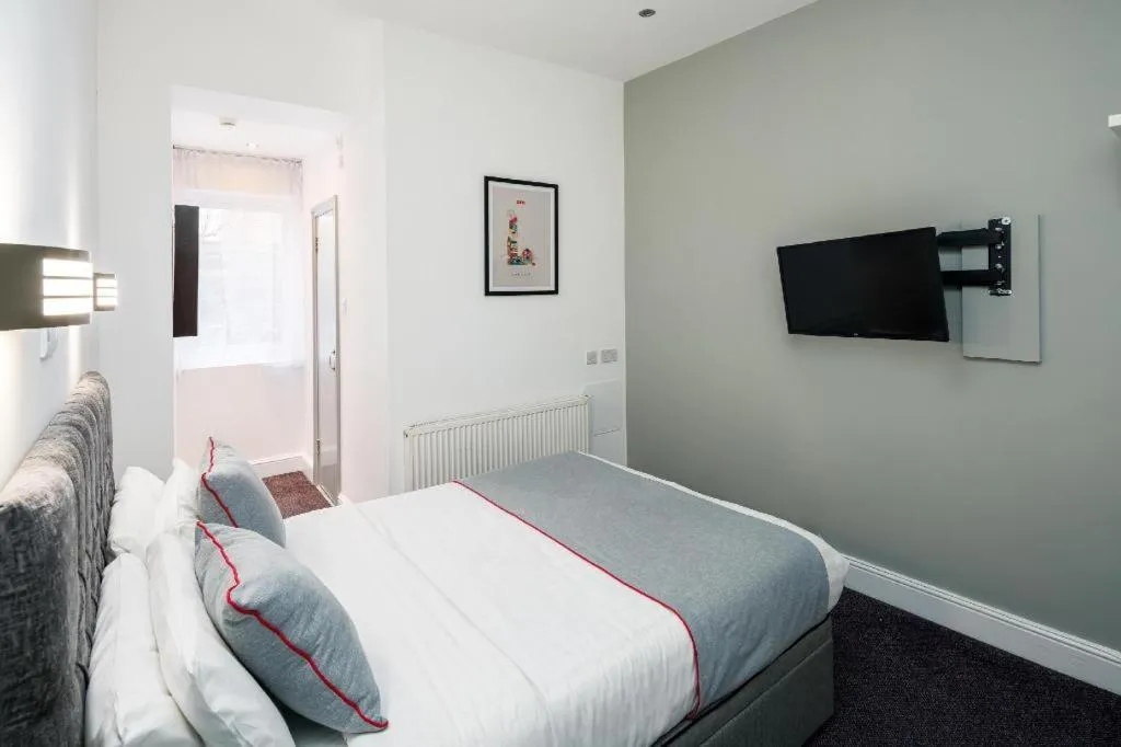 Bed in Apollo Hotel Kings Cross