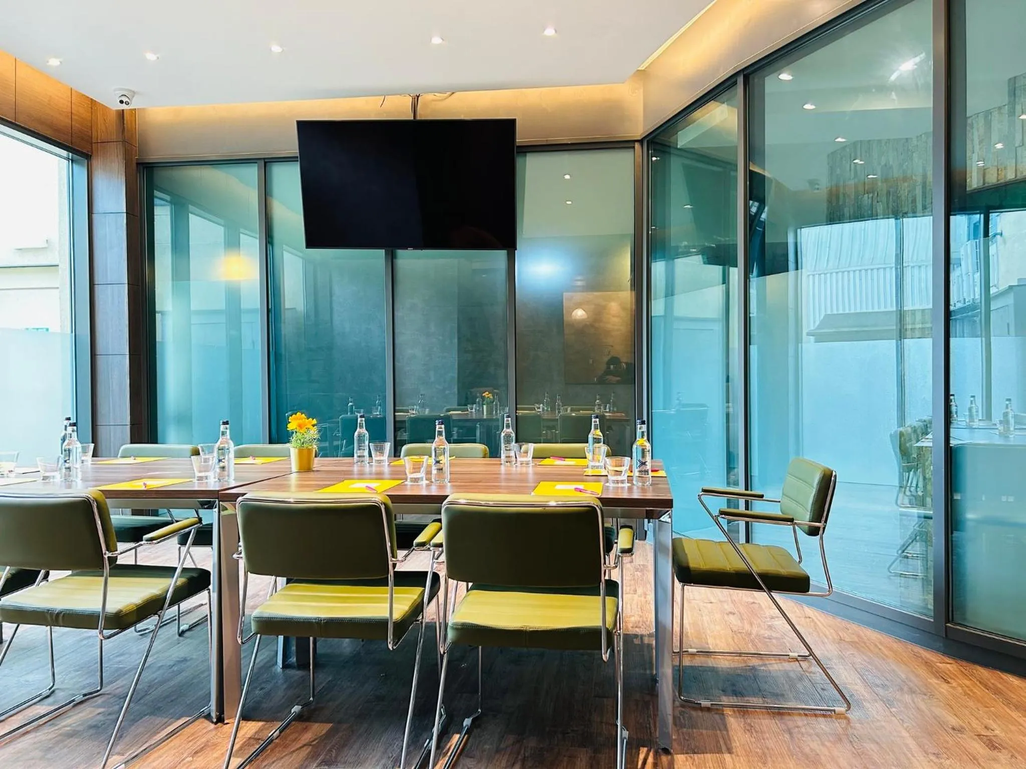 Meeting/conference room in Crowne Plaza London - Kingston by IHG