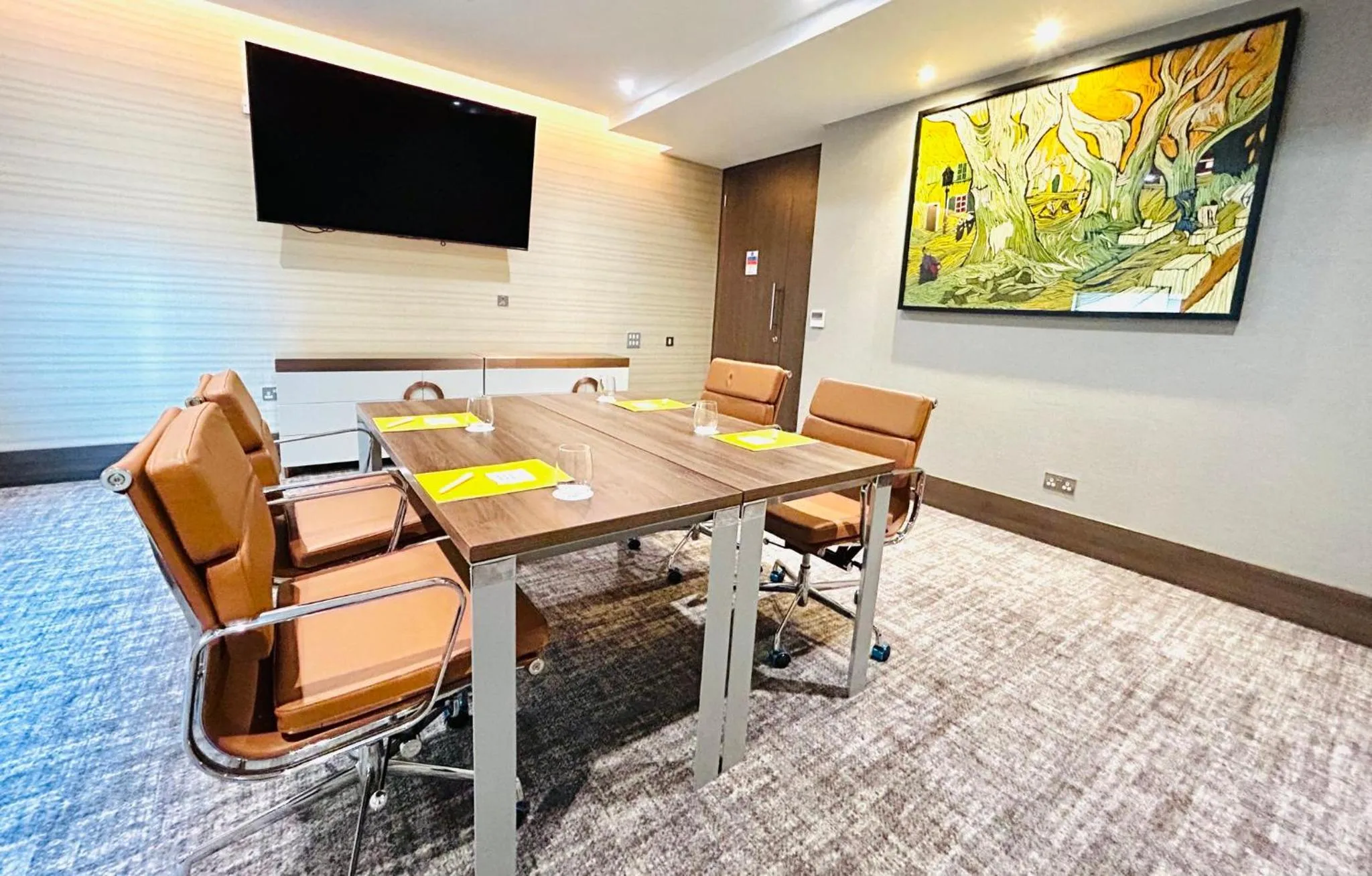 Meeting/conference room in Crowne Plaza London - Kingston by IHG