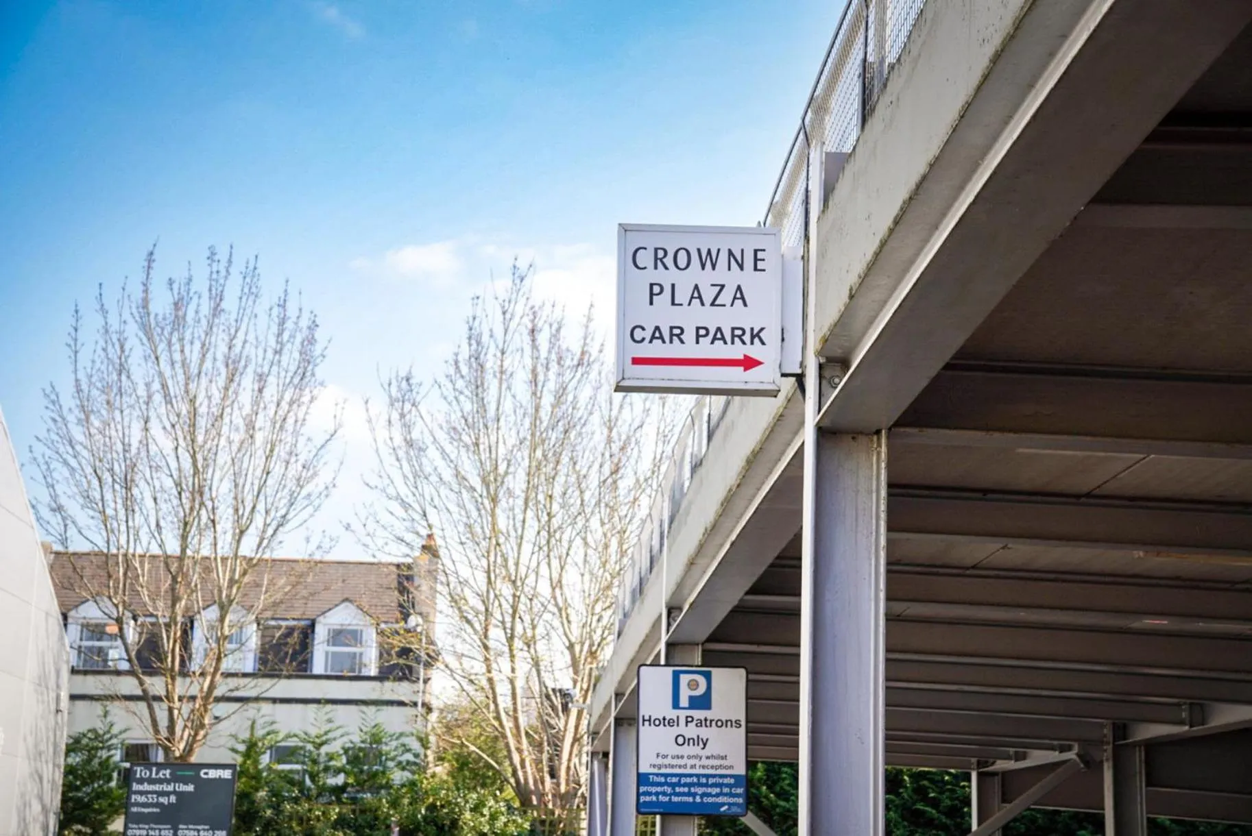 Lobby or reception in Crowne Plaza London - Kingston by IHG