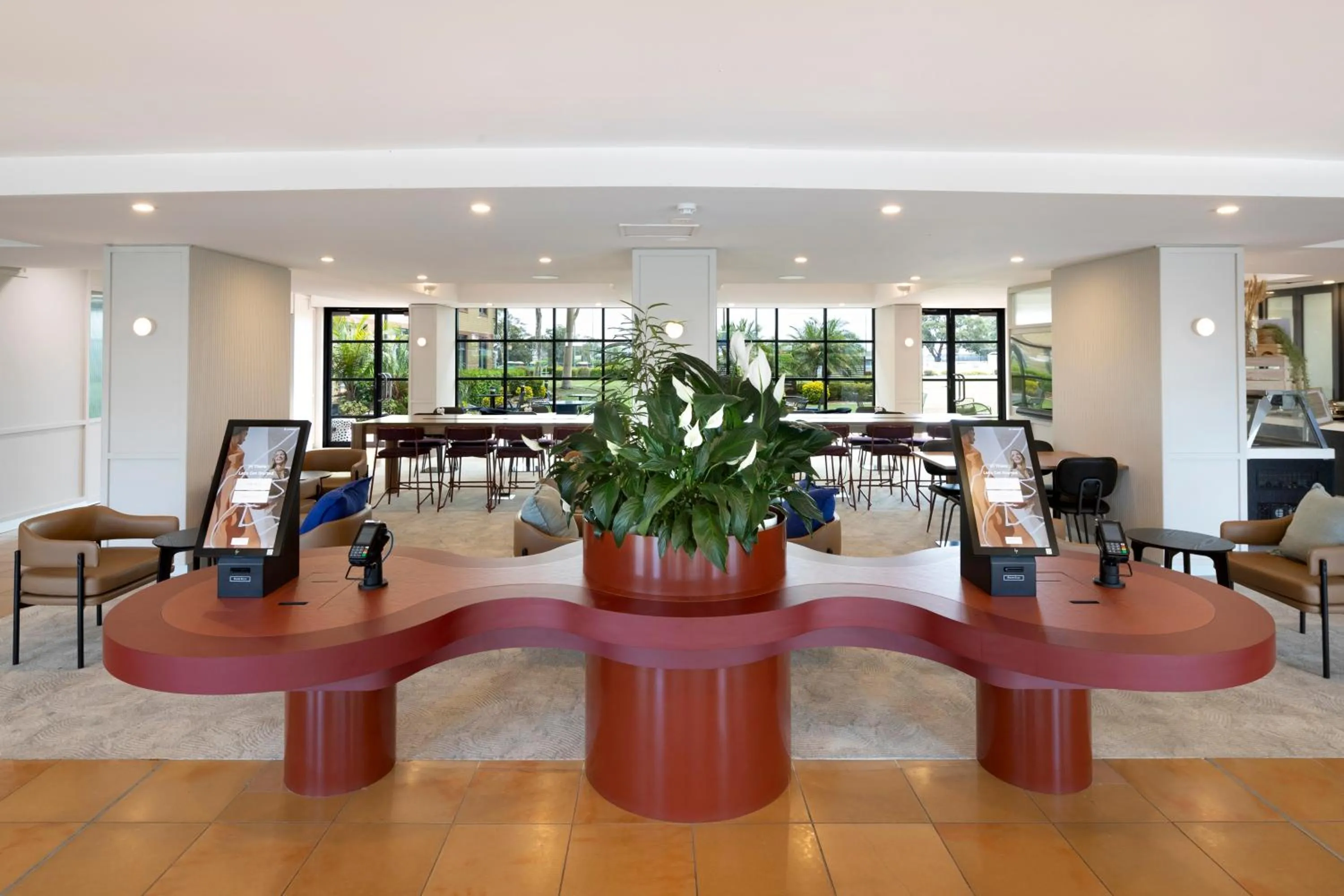Lobby or reception in Mercure Sydney Blacktown