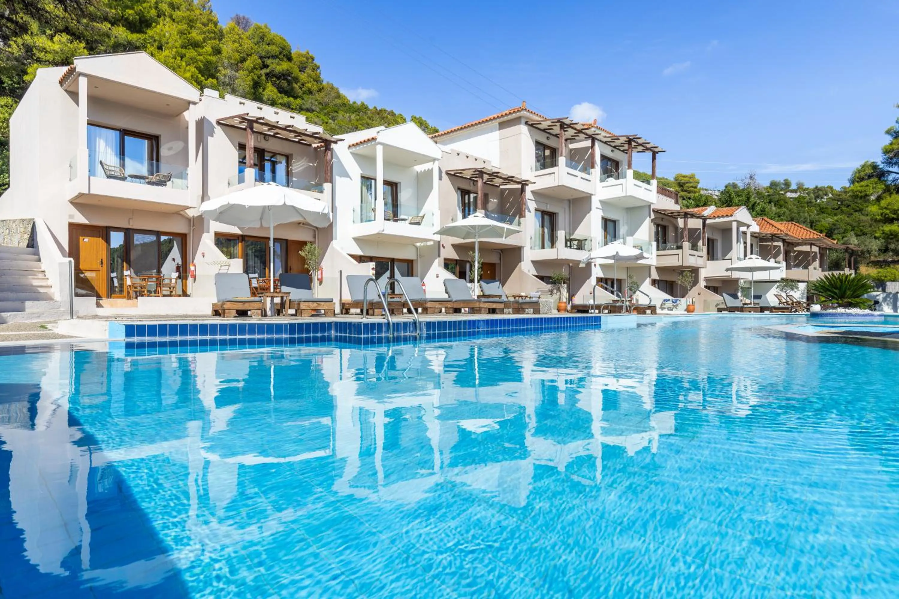 Property building in Blue Green Bay