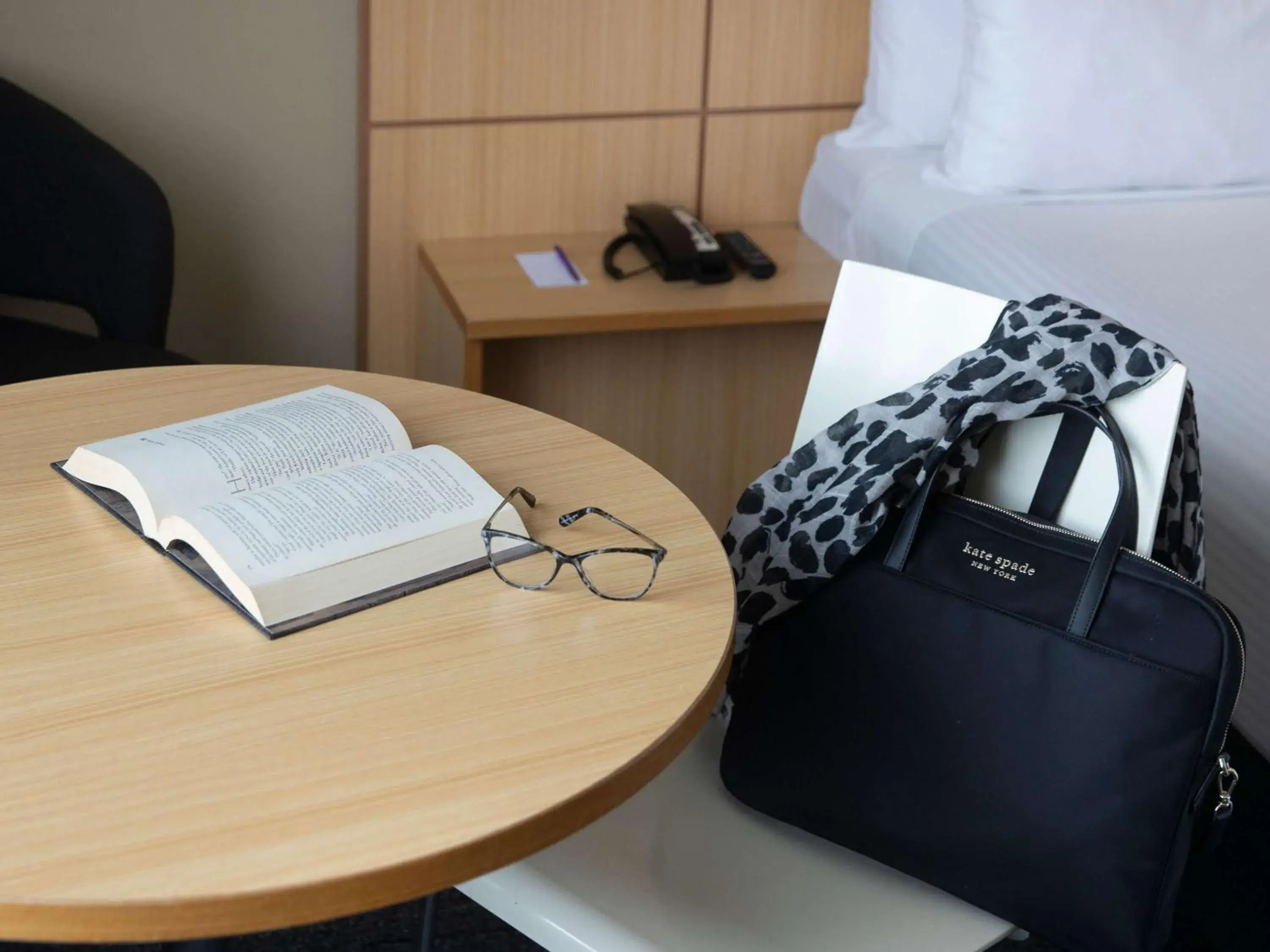 Standard Accessible Twin Room in Mercure Sydney Bankstown Standard Accessible Twin Room in Mercure Sydney Bankstown