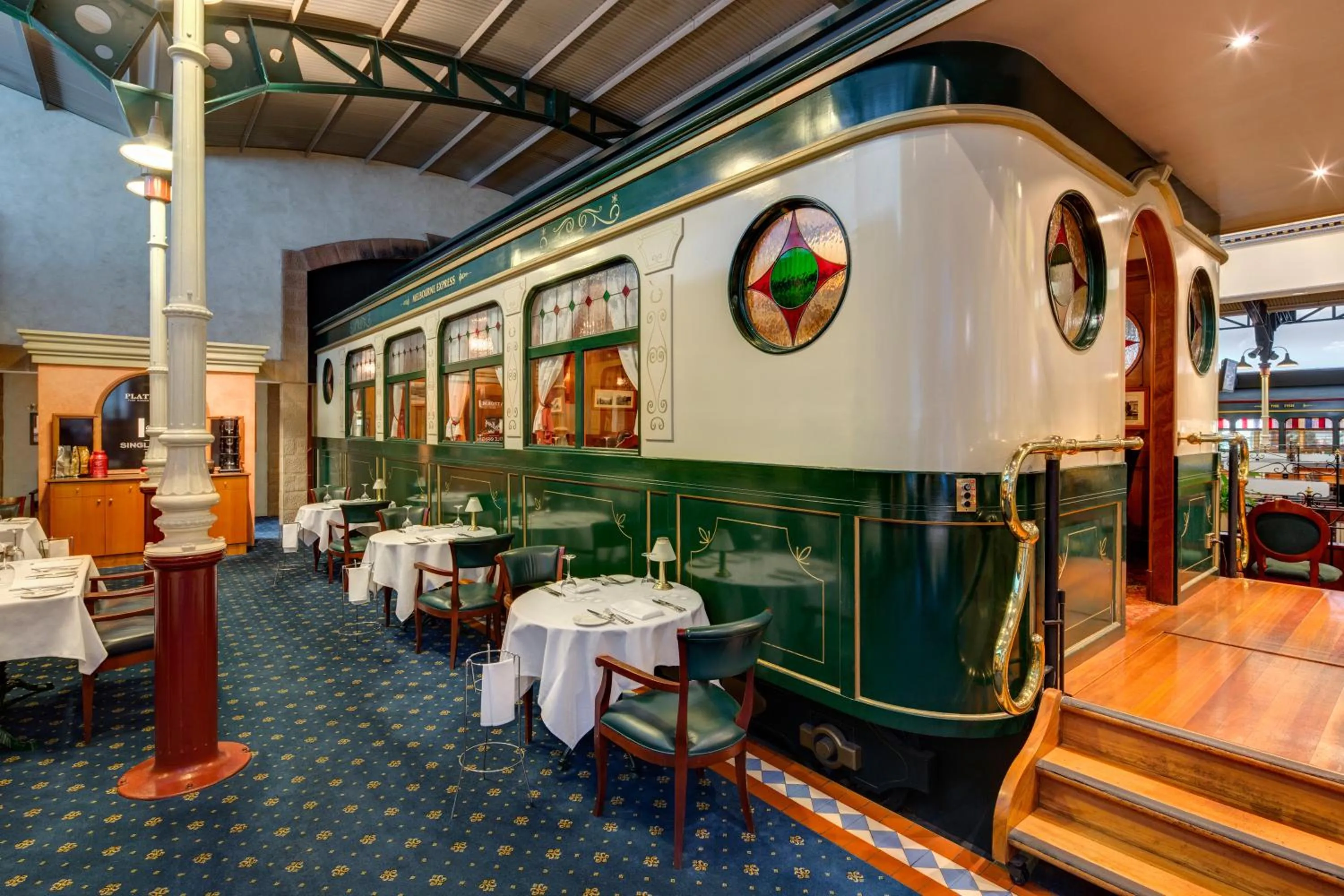 Restaurant/places to eat in Mercure Sydney Bankstown