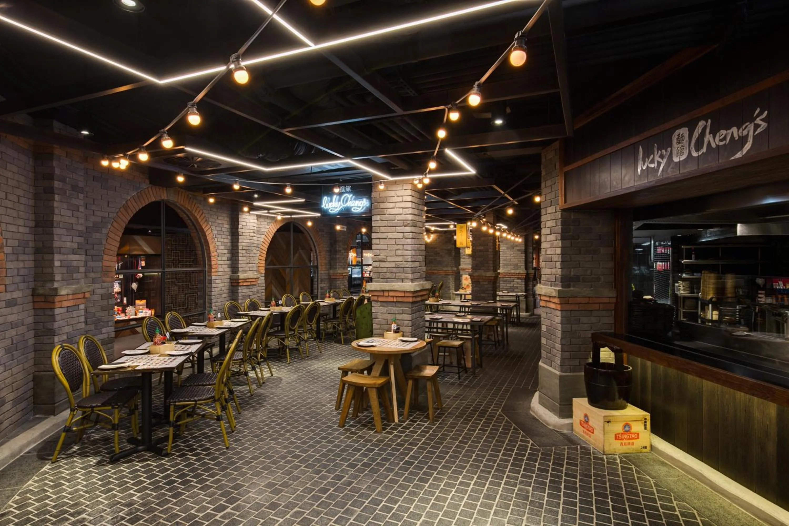 Restaurant/places to eat in Mercure Sydney Bankstown