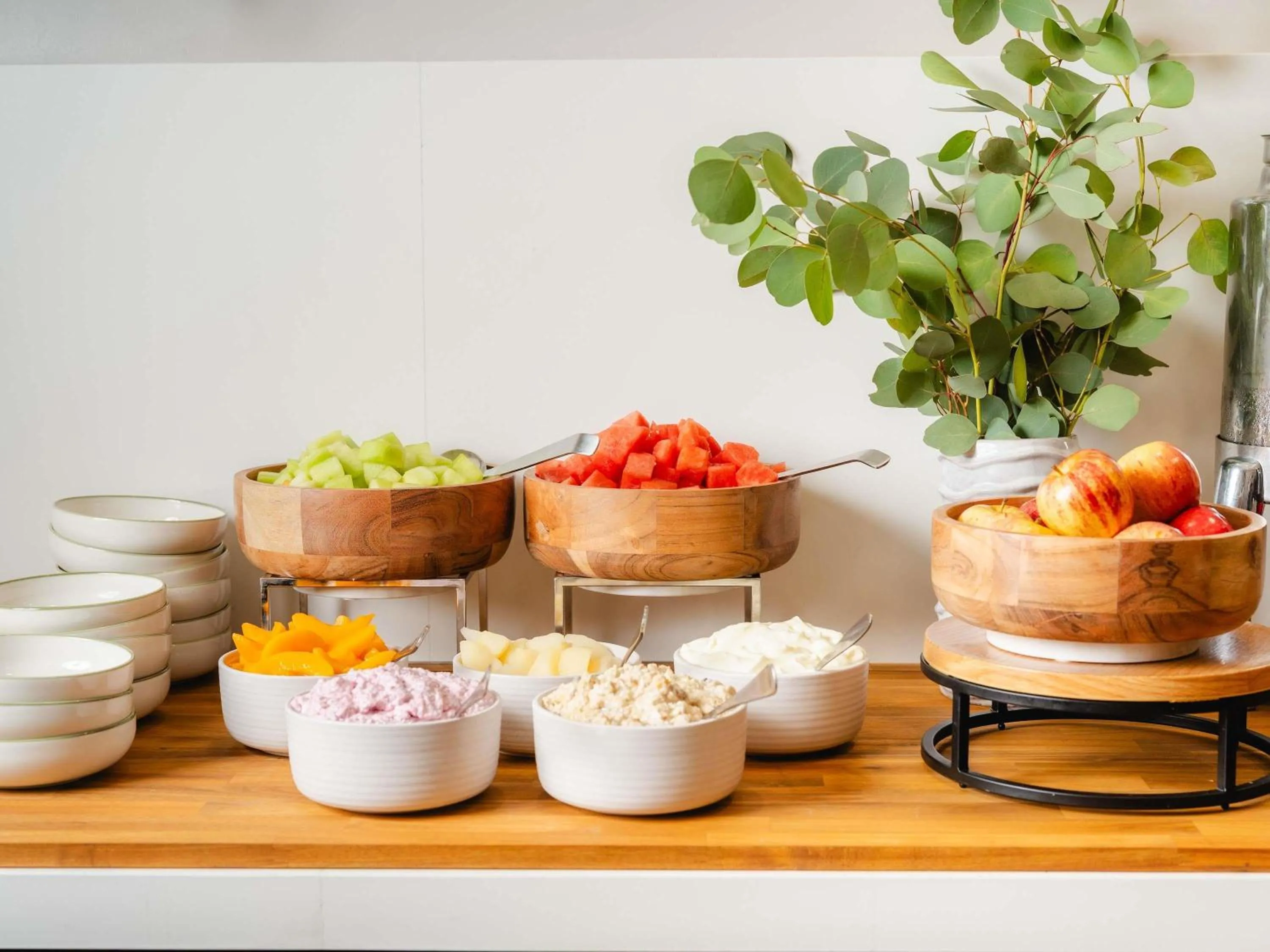 Breakfast in Mercure Sydney Bankstown