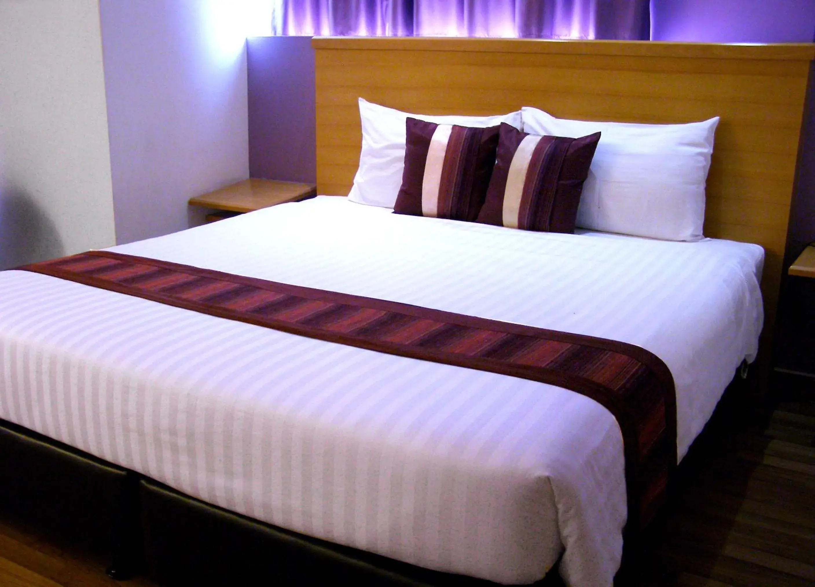 Standard Double or Twin Room - single occupancy in Iyarin @ Tuk Chang Hotel Standard Double or Twin Room - single occupancy in Iyarin @ Tuk Chang Hotel