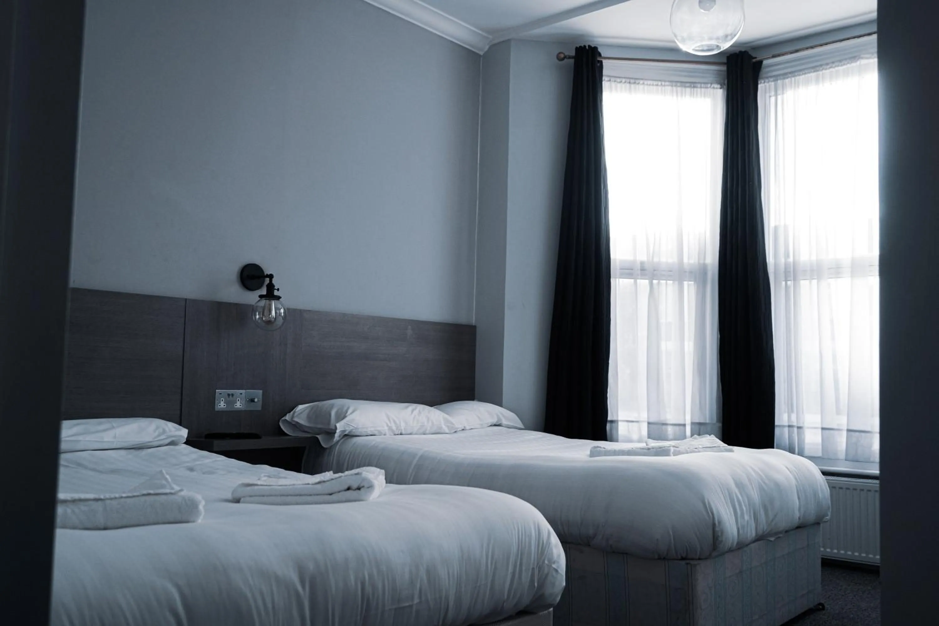 Bedroom, Bed in Plaza Hotel