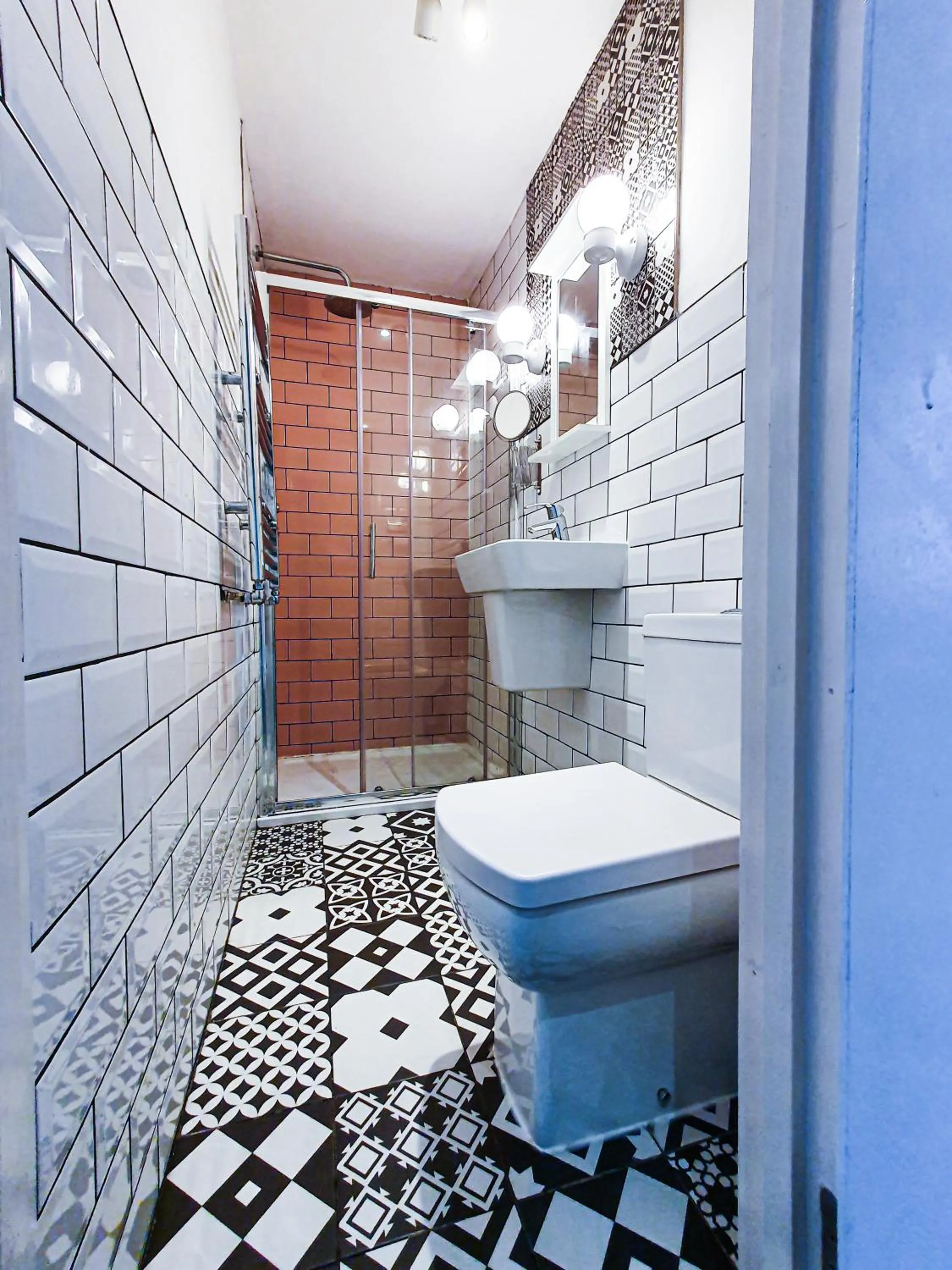 Bathroom in Plaza Hotel