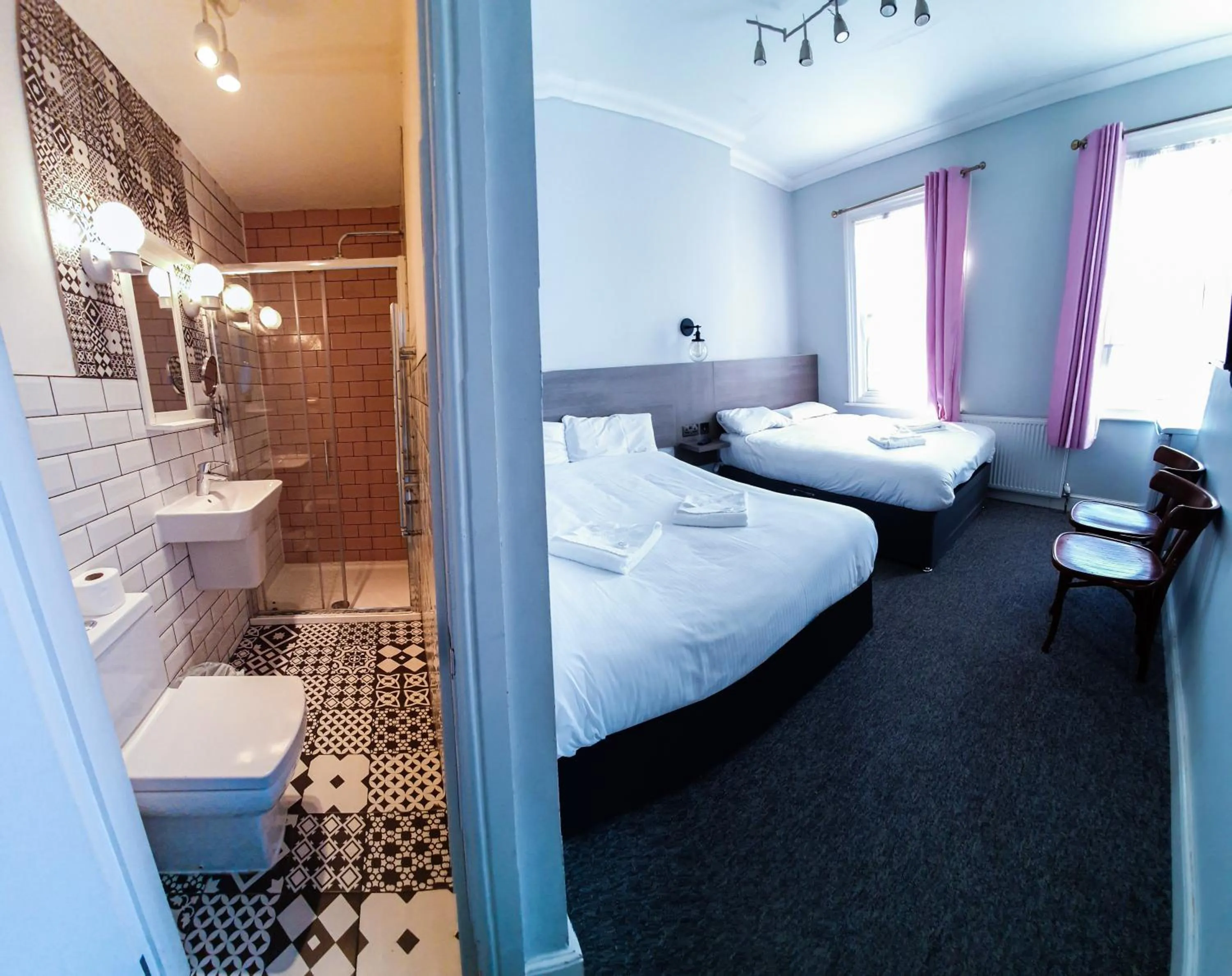 Photo of the whole room, Bed in Plaza Hotel