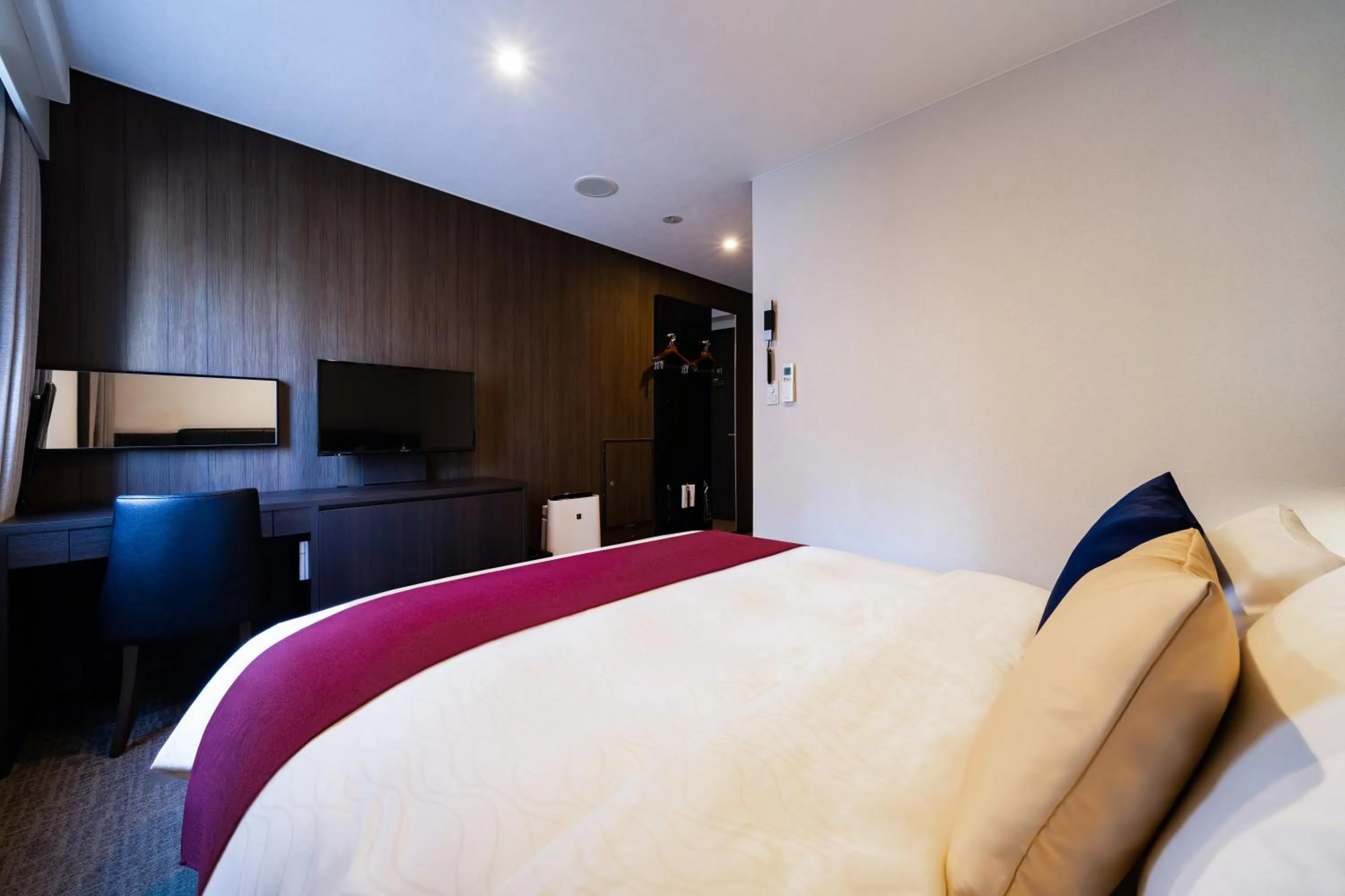 Photo of the whole room, Bed in Hotel Shuranza Chiba