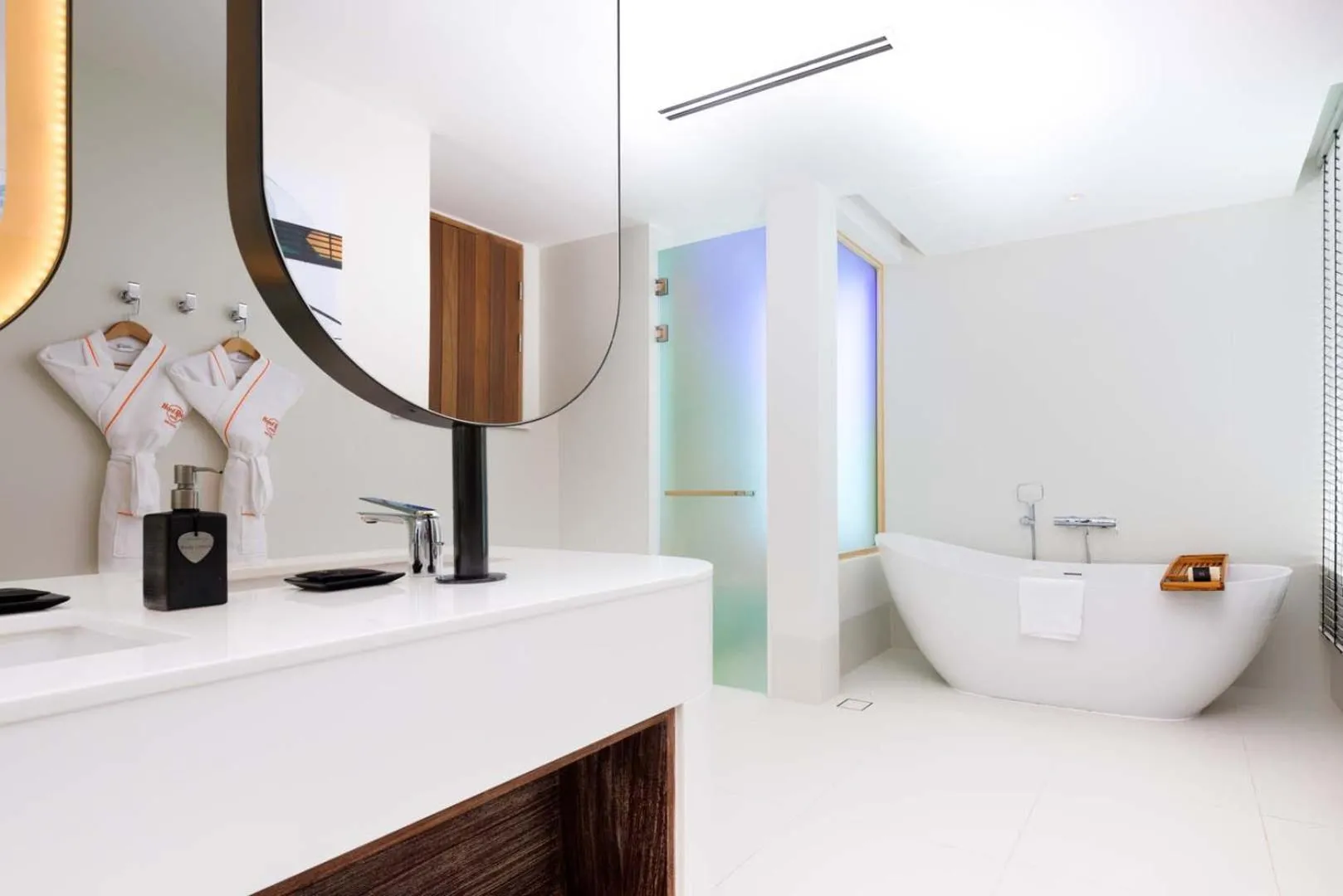Bathroom in Hard Rock Hotel Maldives - FREE transfer for stays until 21st Dec 2025 and 11th Jan to 30th Apr 2026