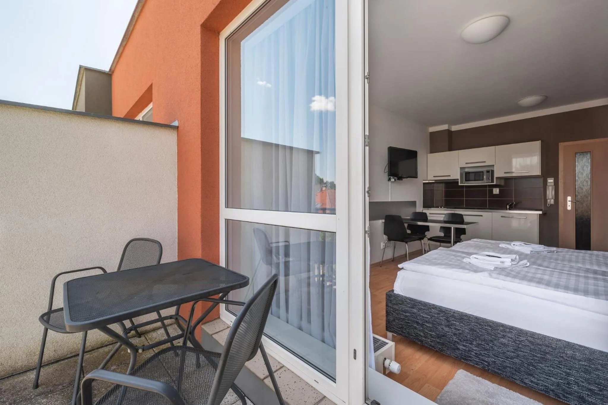 View (from property/room), Bed in RELAX PARK Třeboň I