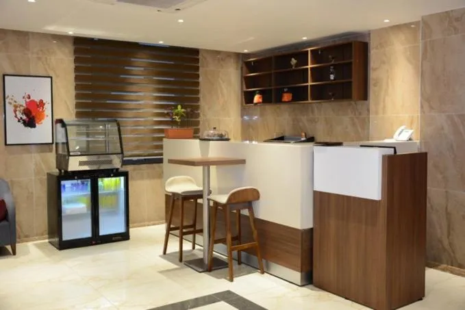 Lounge or bar in Capital Hotel Djibouti