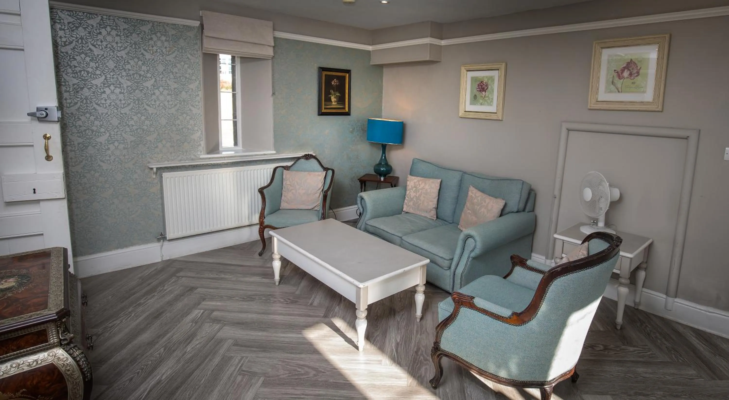 Seating area in Château Rhianfa