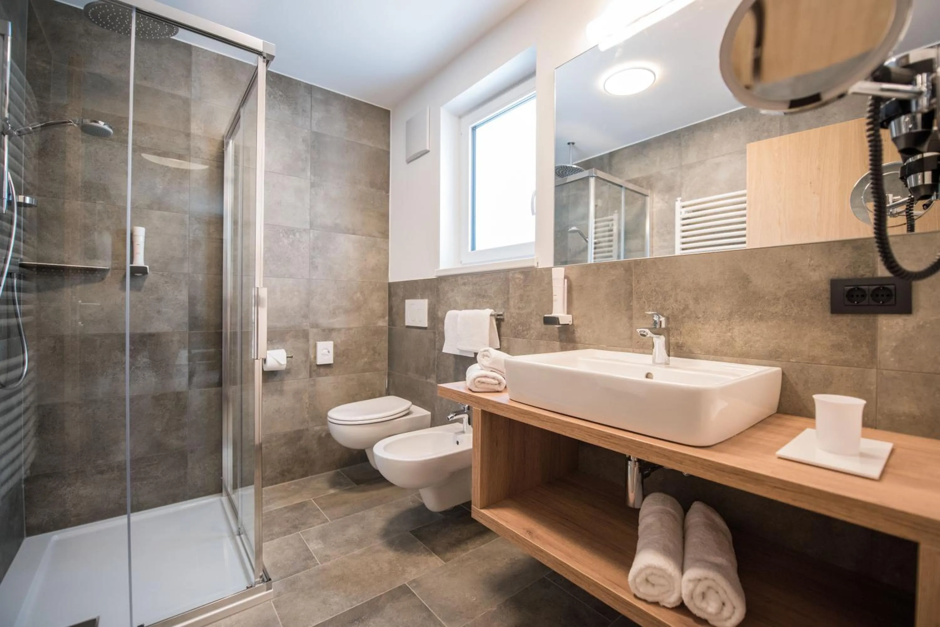 Bathroom in Vitaurina Royal Hotel