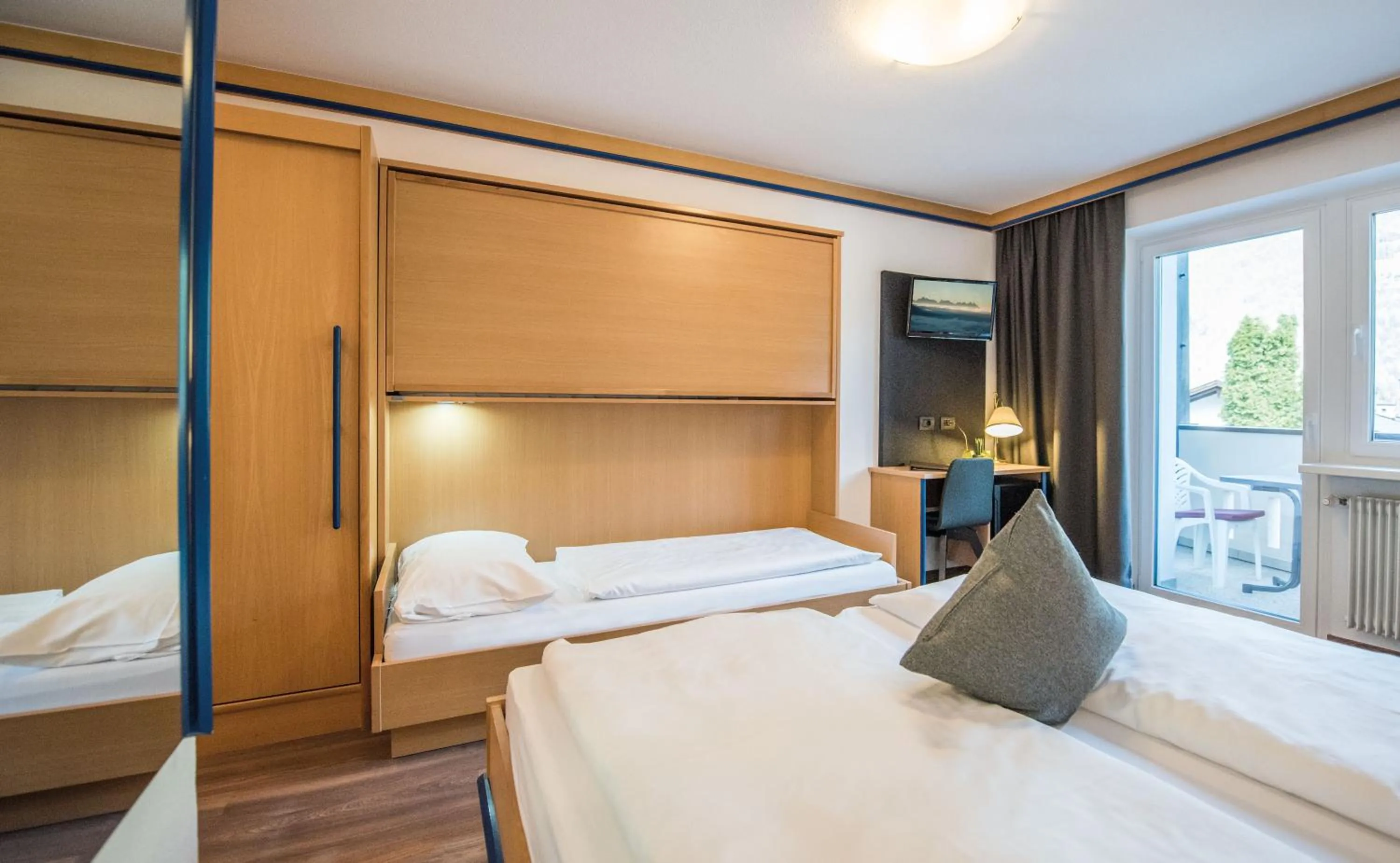 Bedroom, Bed in Vitaurina Royal Hotel