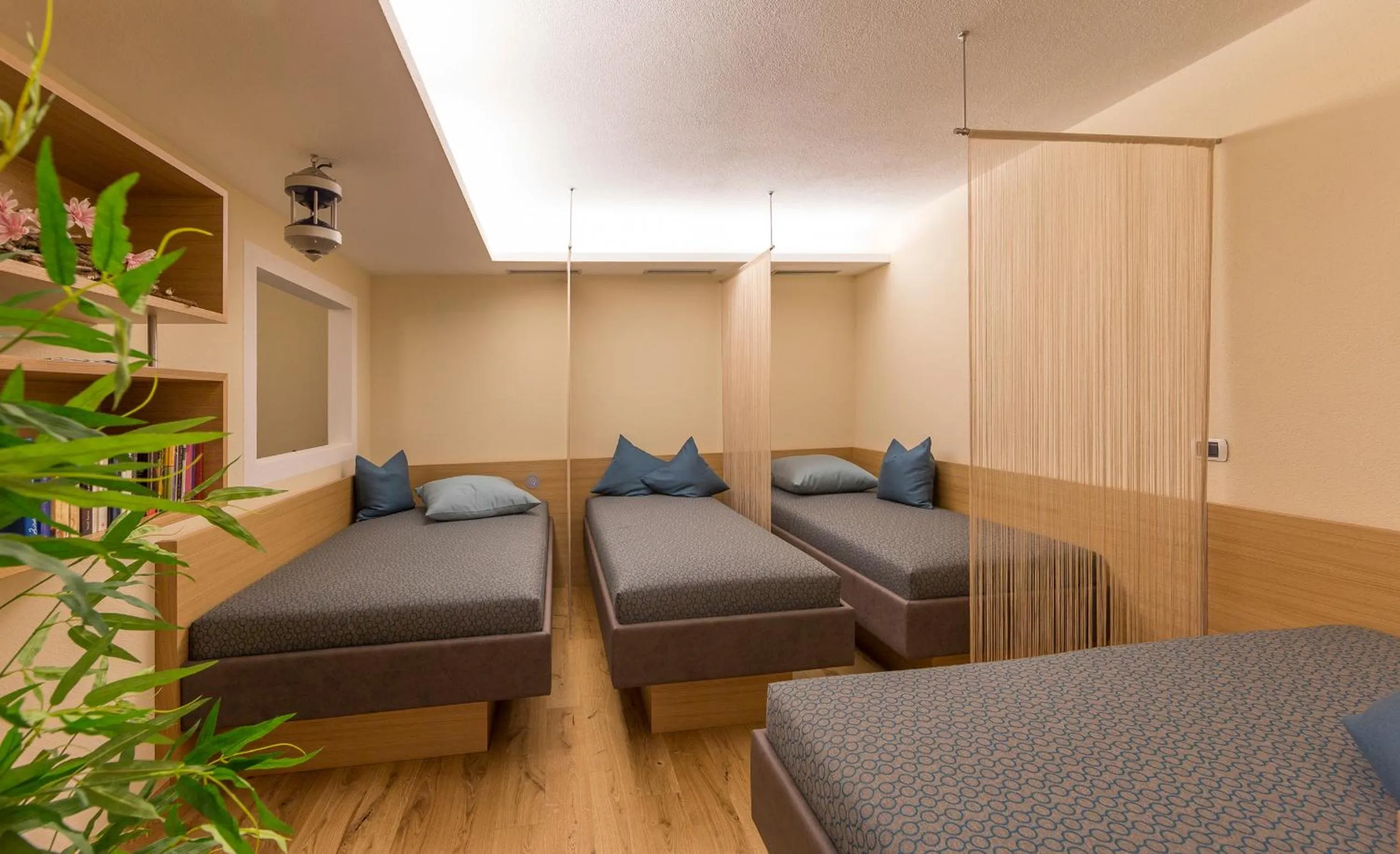 Photo of the whole room, Bed in Vitaurina Royal Hotel