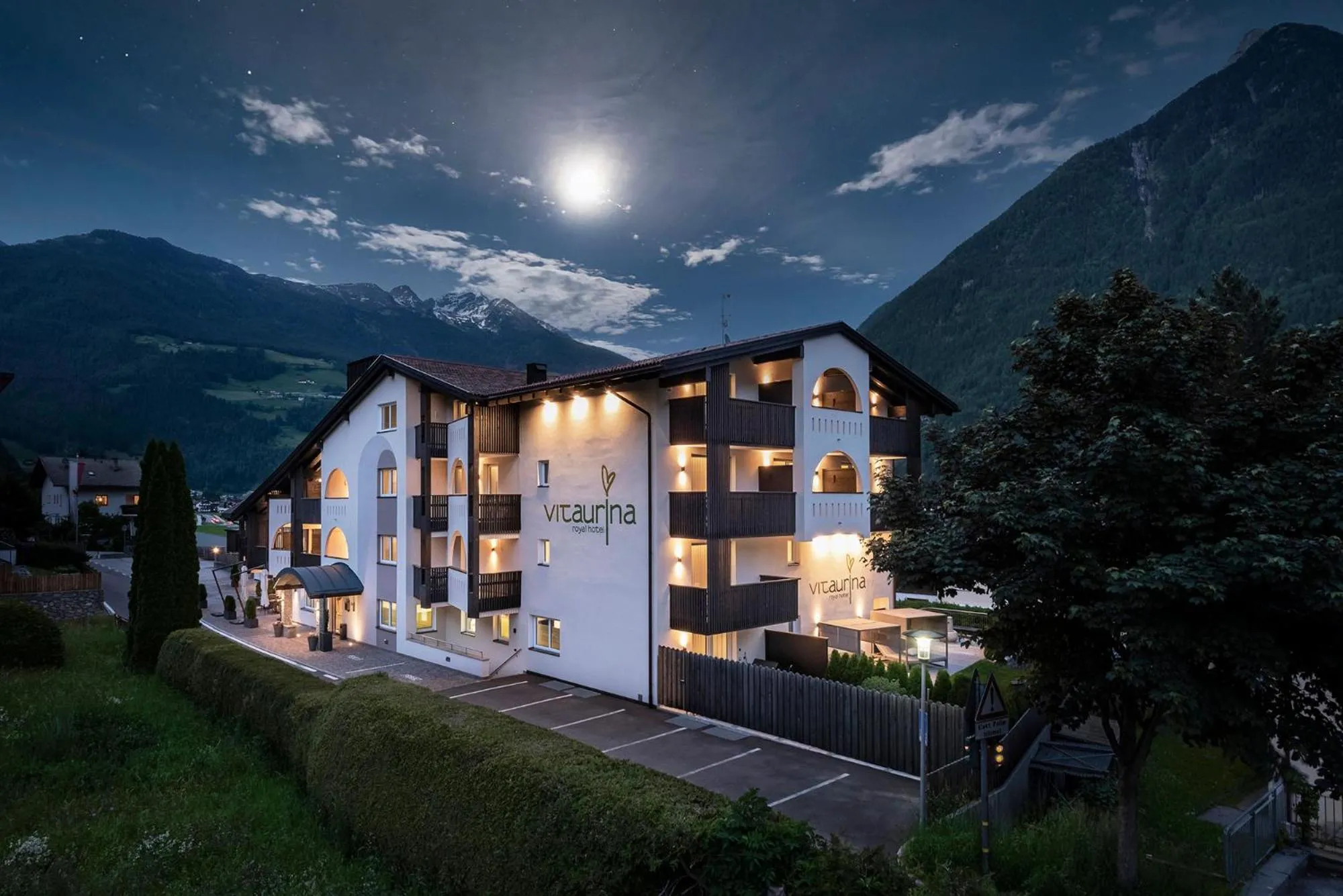 Property building in Vitaurina Royal Hotel