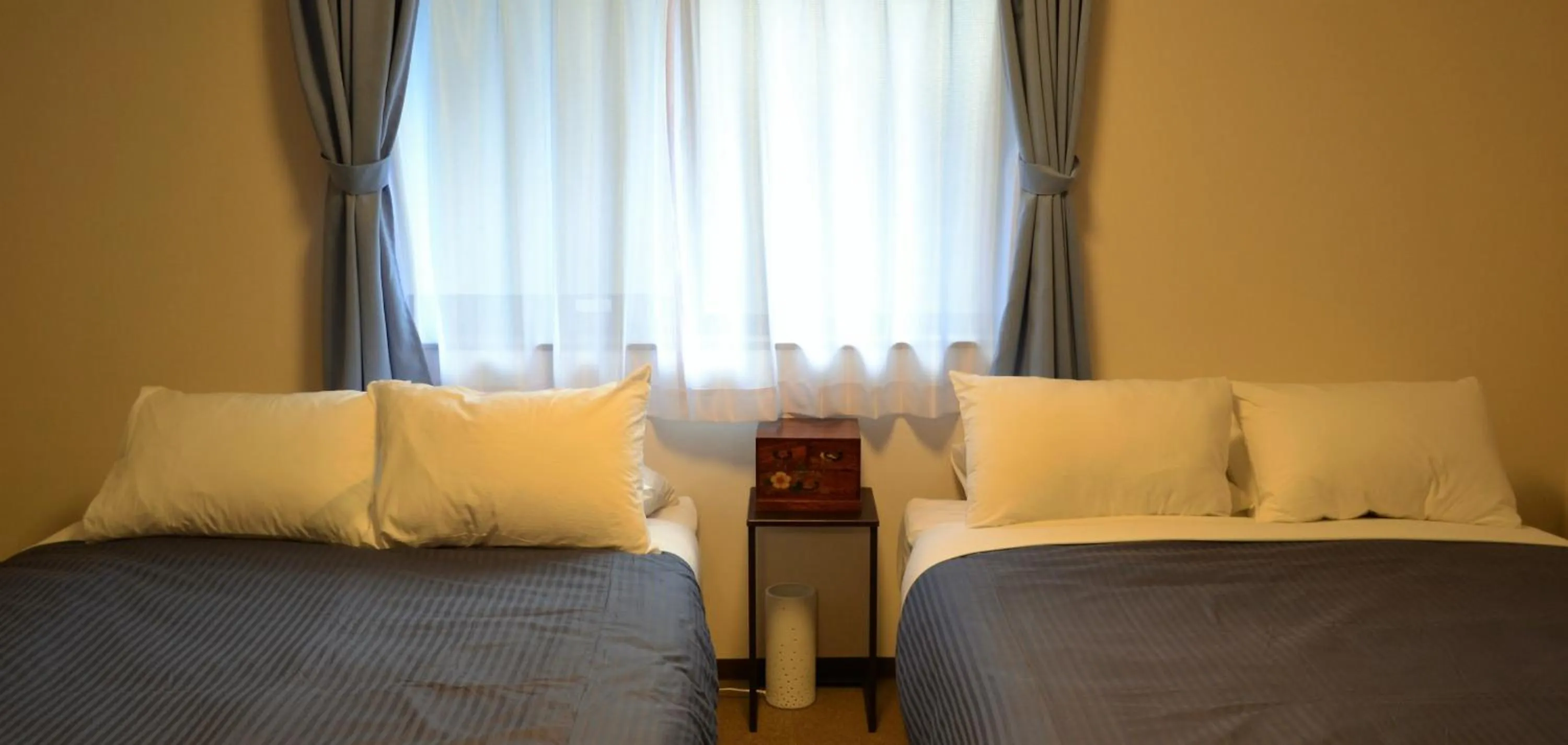 Bedroom, Bed in Ben's Guesthouse Kyoto