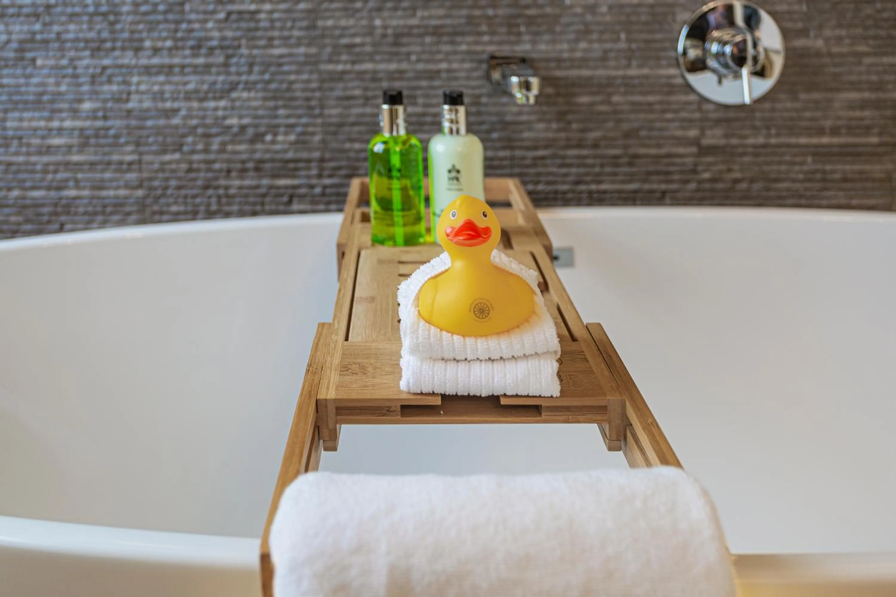 Bathroom in The Royal Oak Hotel, Welshpool - The Coaching Inn Group