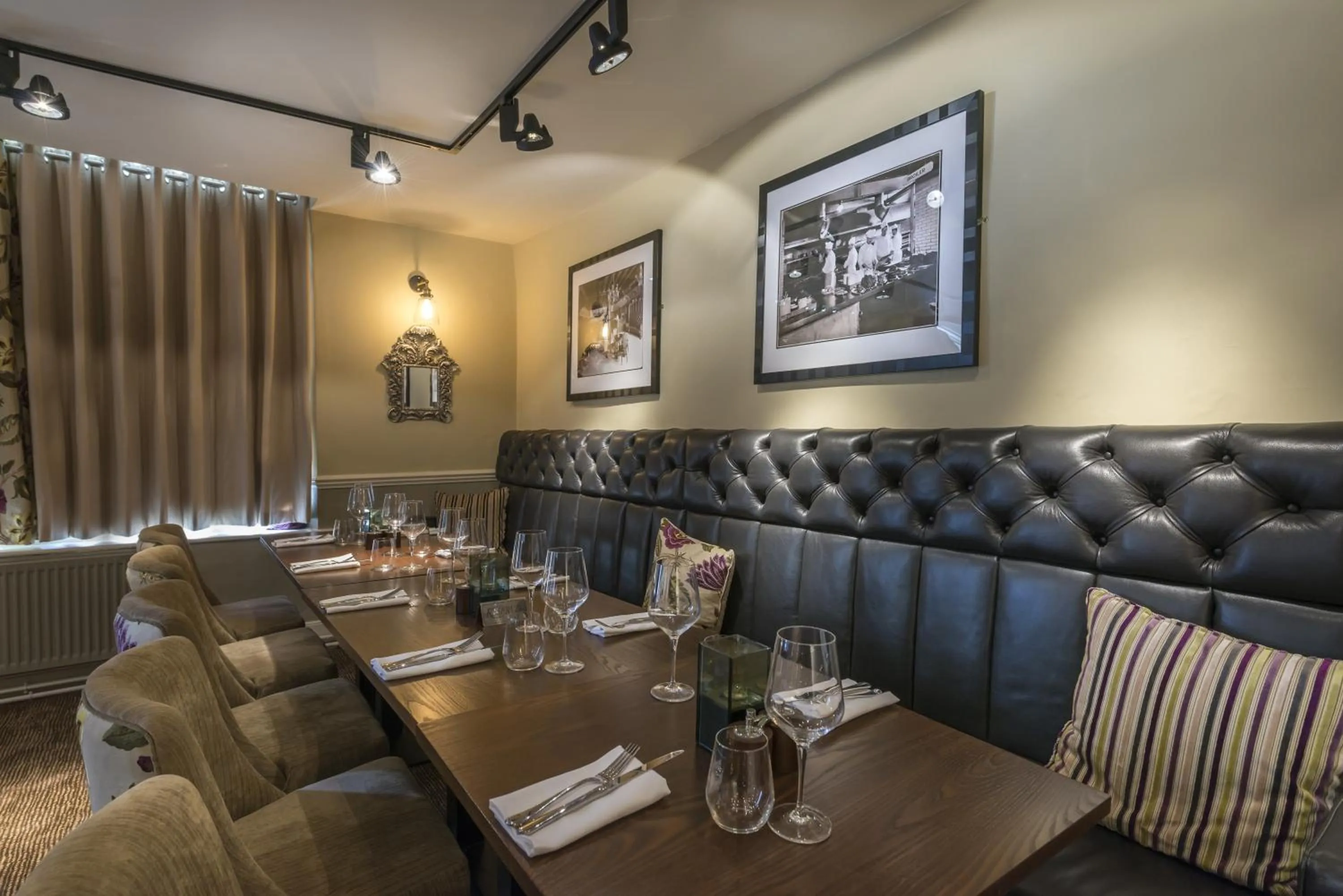 Restaurant/places to eat in The Royal Oak Hotel, Welshpool - The Coaching Inn Group