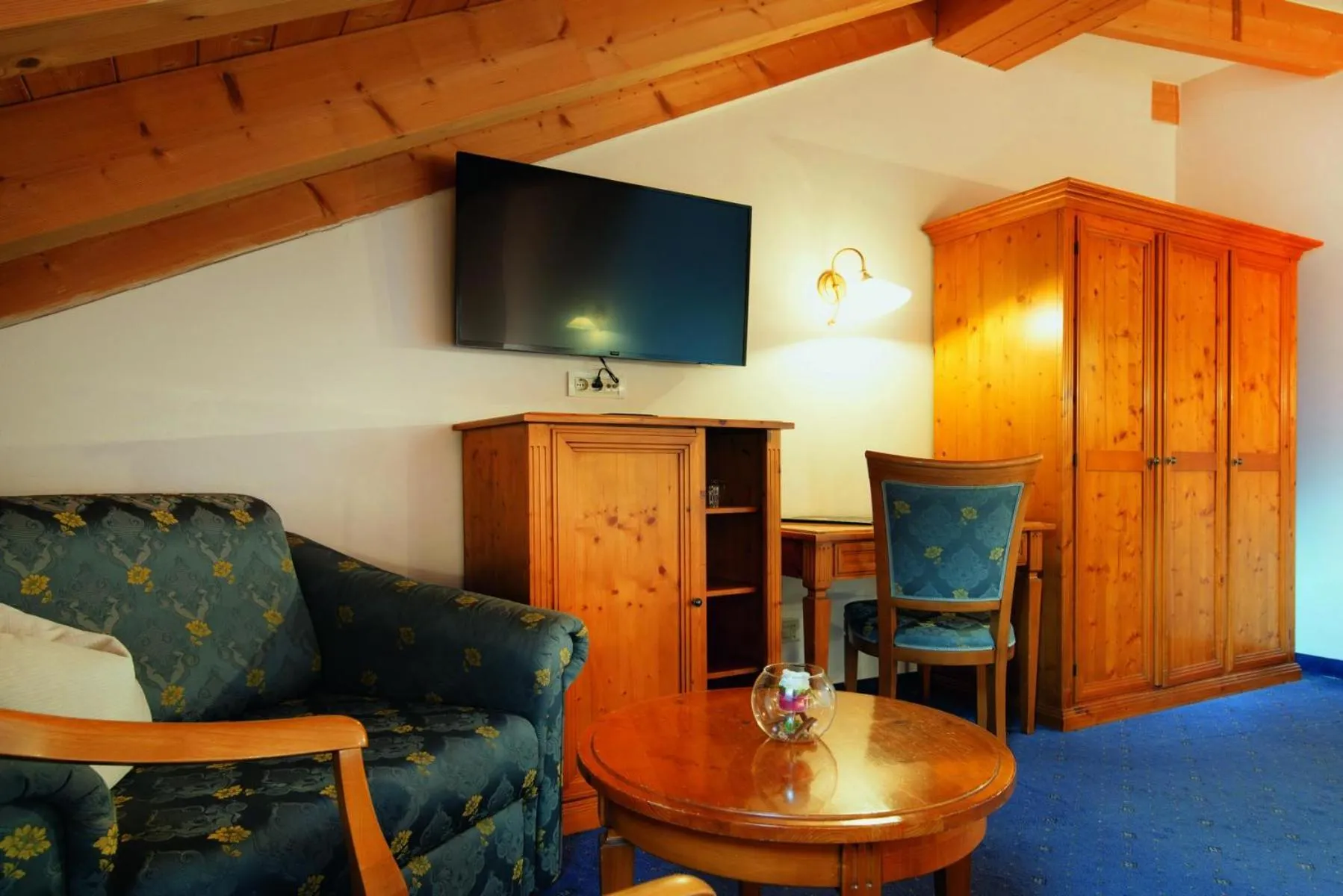 Decorative detail in Hotel Engel