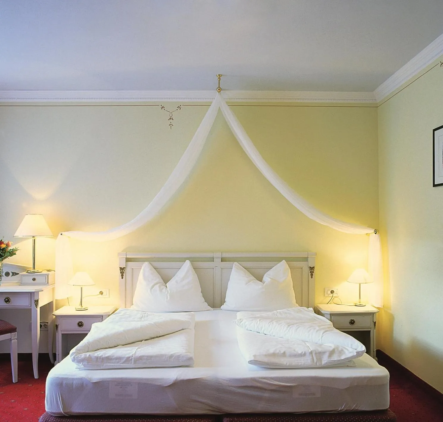 Photo of the whole room, Bed in Hotel Engel