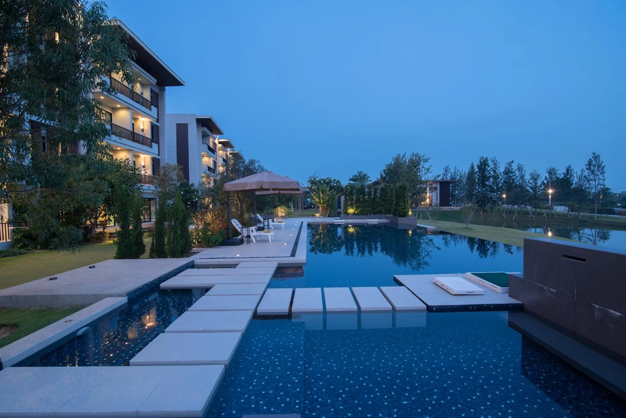 Swimming pool in Green Ville Laguna Hotel