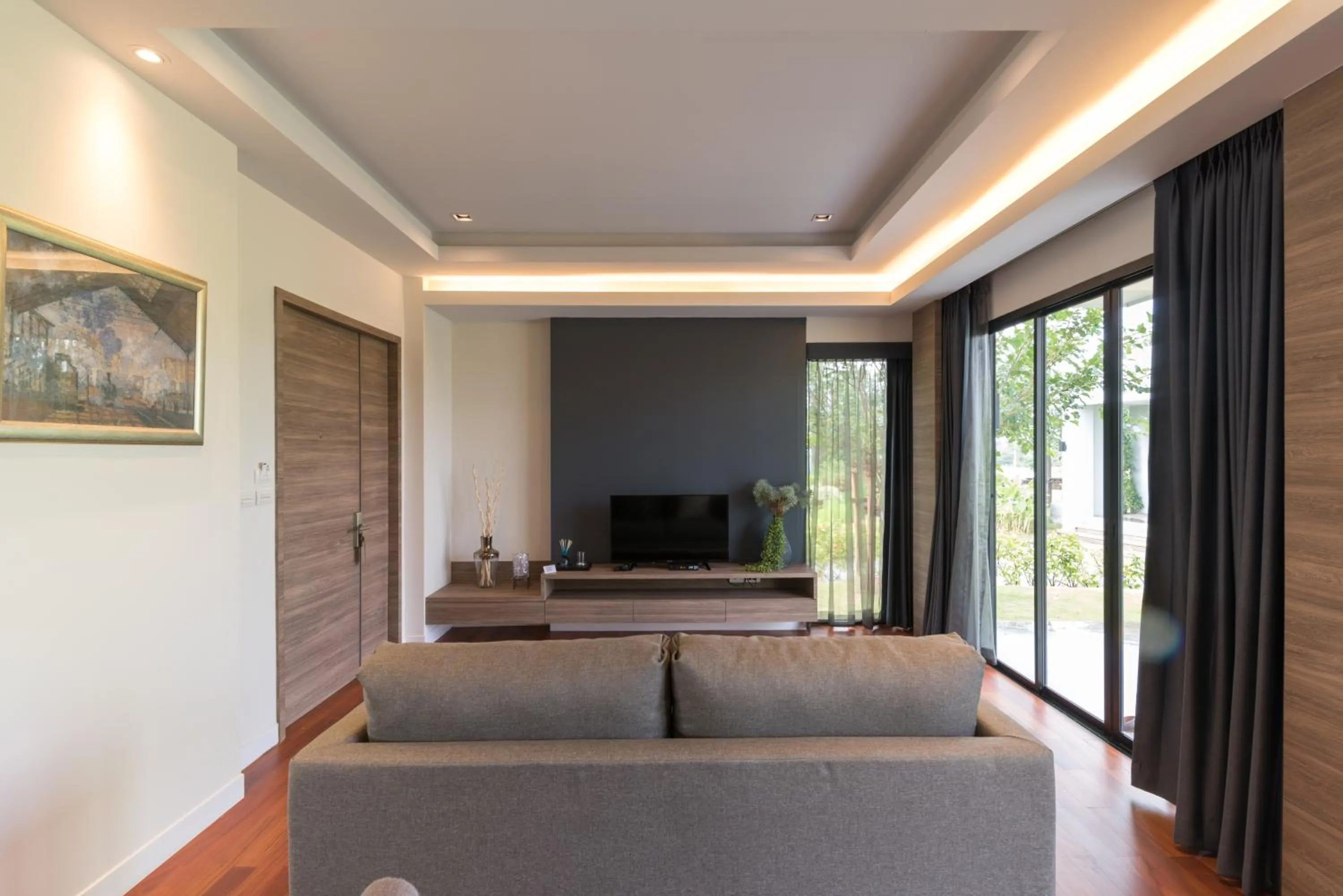 Living room in Green Ville Laguna Hotel