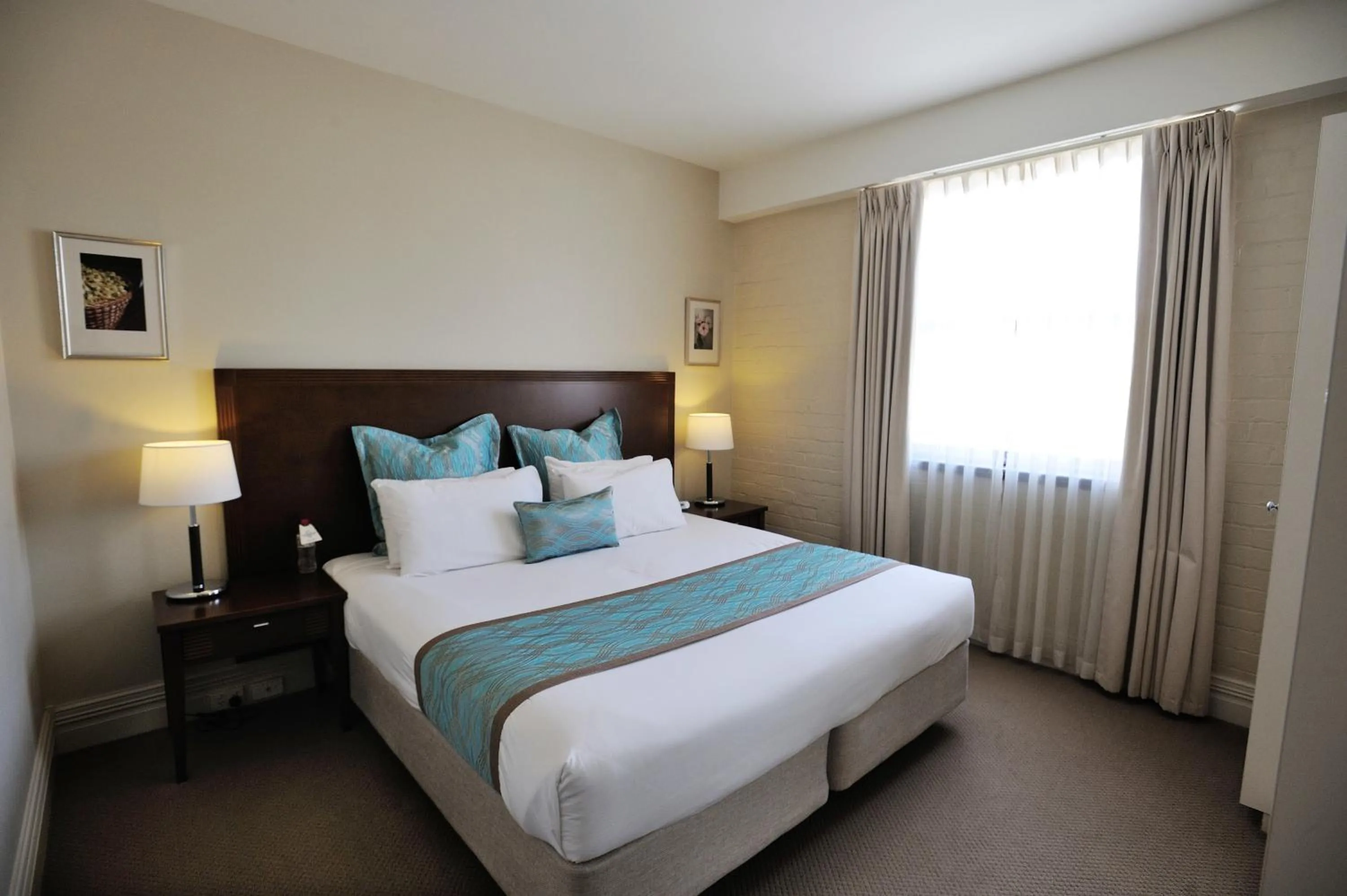 Bed in Launceston Central Apartment Hotel Official