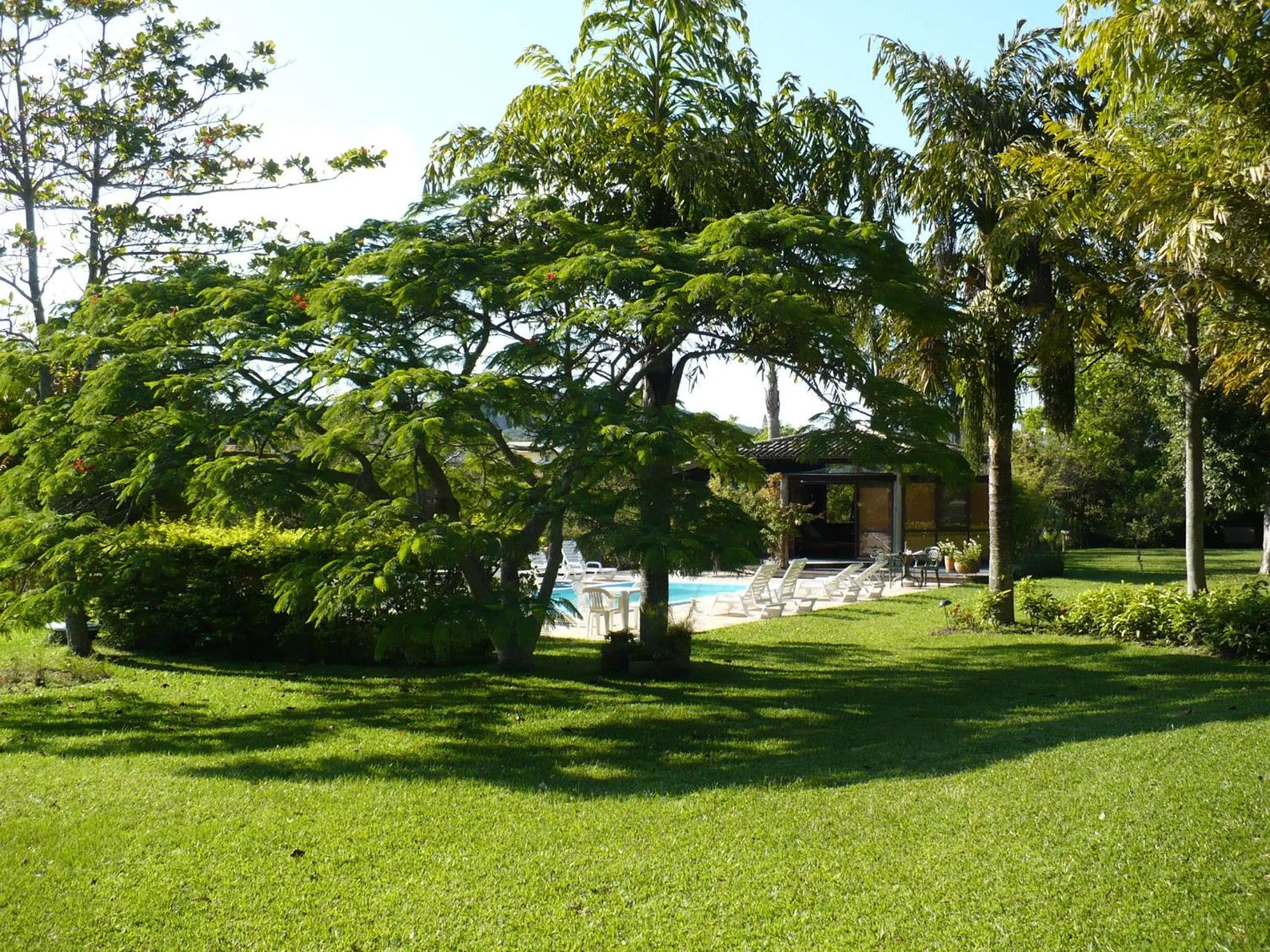 Garden in Hotel Pousada da Lagoa - Casa Californiana