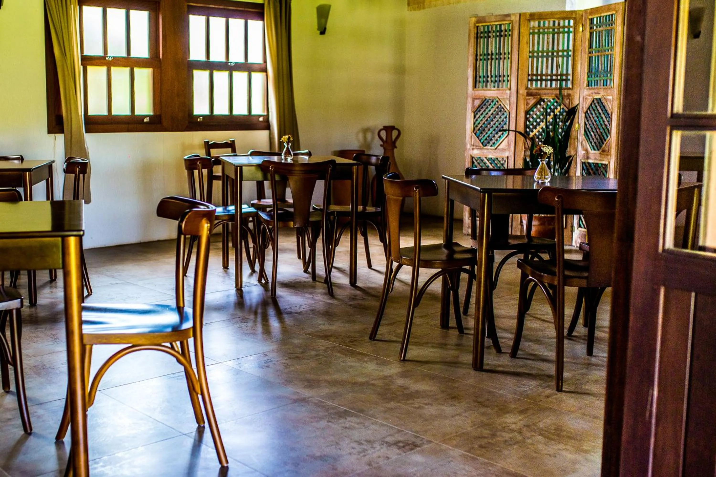 Restaurant/places to eat in Hotel Pousada da Lagoa - Casa Californiana